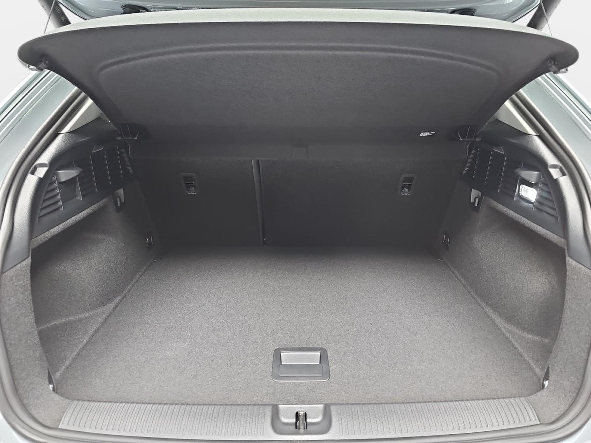 Audi Q2 35 TFSI S-Tronic 150 S-Line (2025) - Foto 13