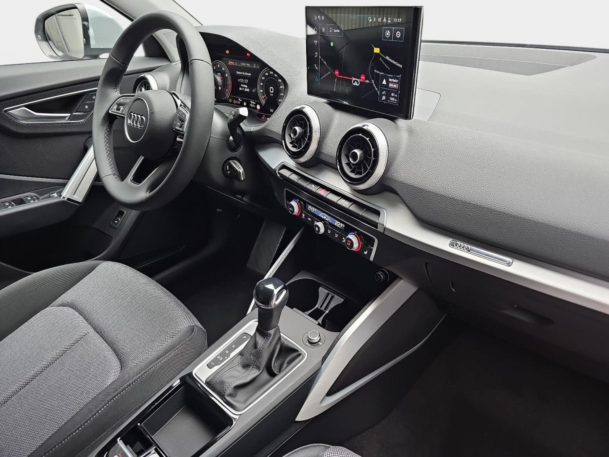 Audi Q2 35 TFSI S-Tronic 150 S-Line (2025) - Foto 15