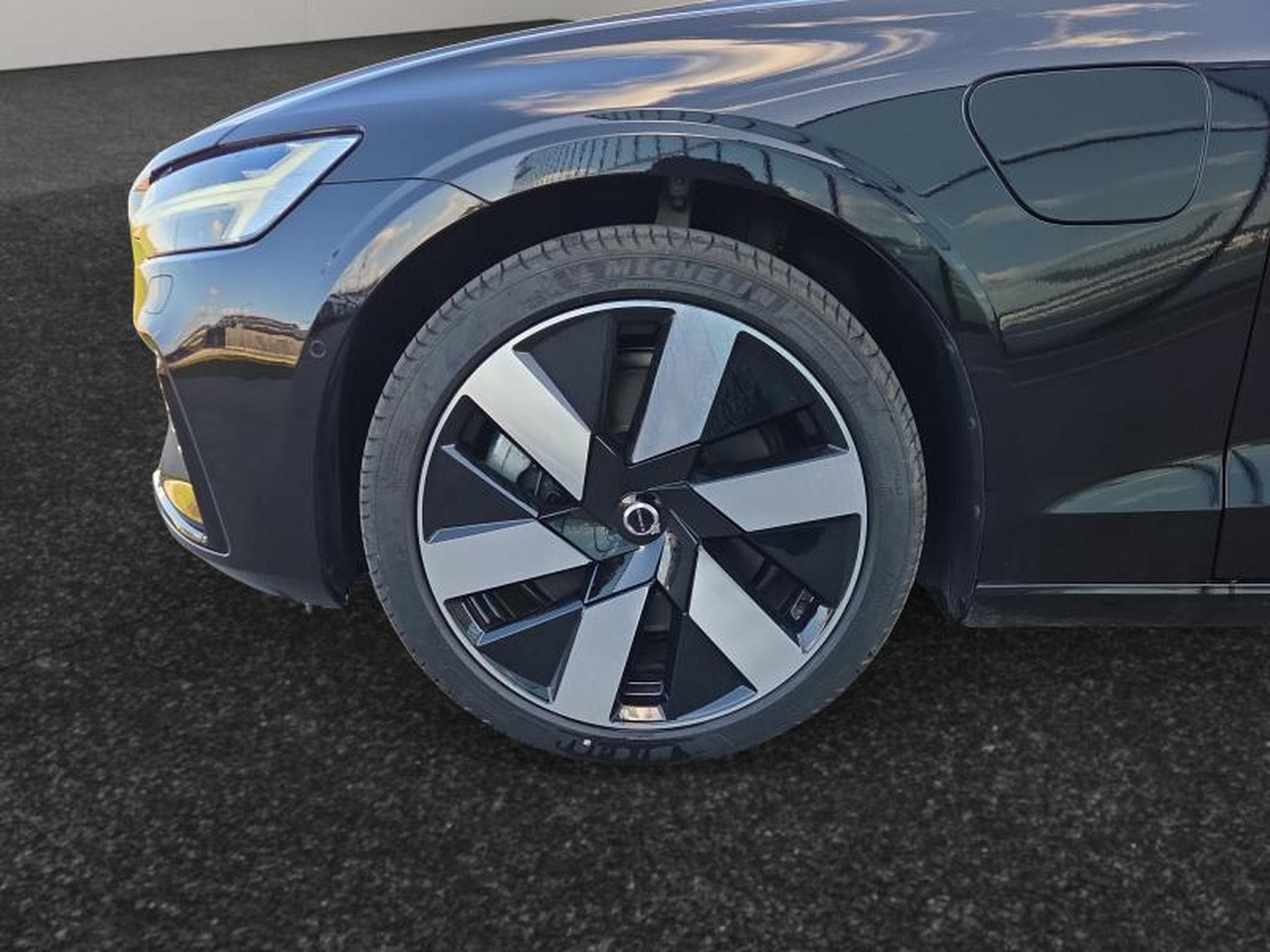 Volvo V60 T6 Plus Dark / Hybride (2025) - Foto 14