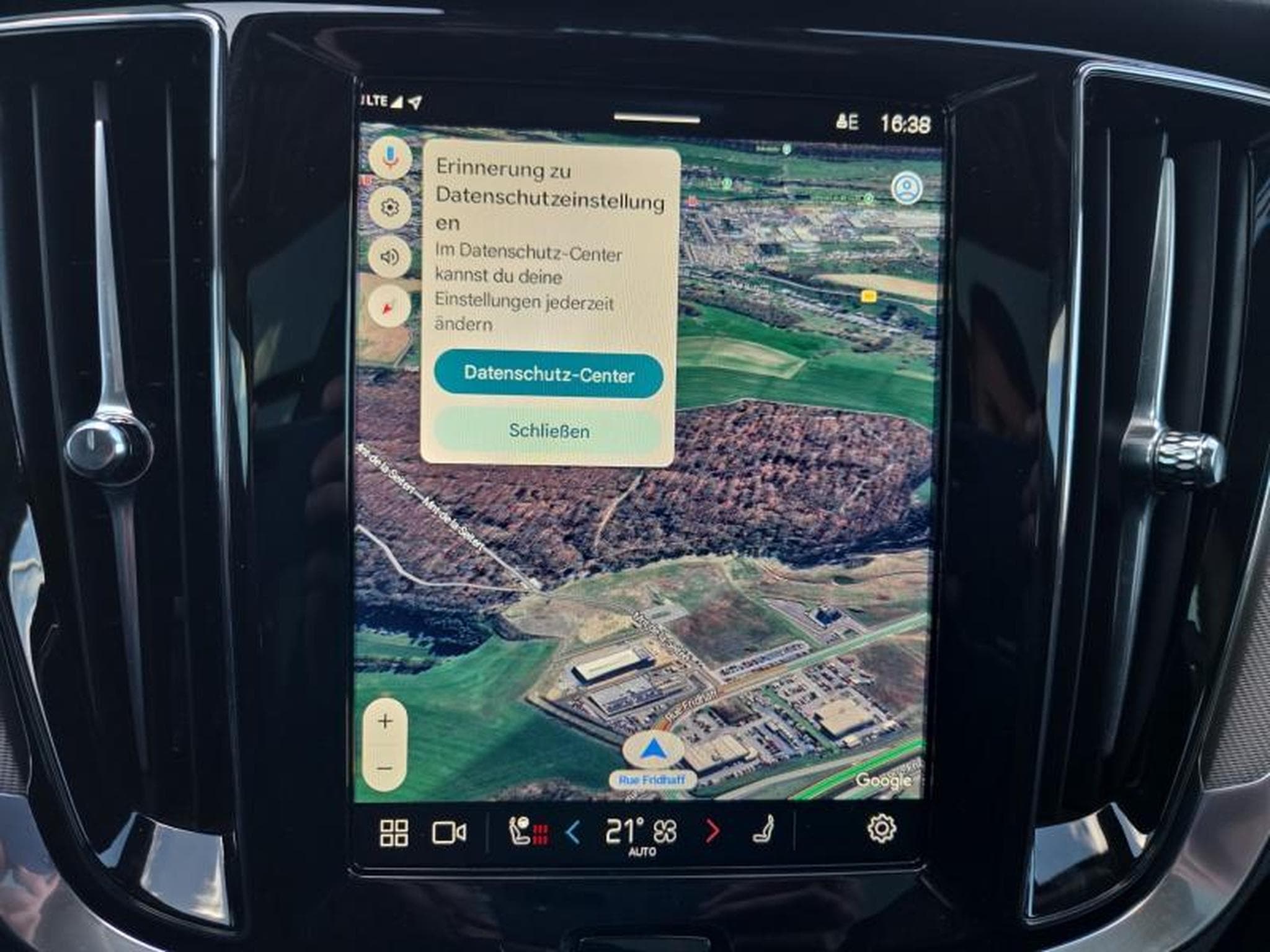 Volvo V60 T6 Plus Dark / Hybride (2025) - Foto 16