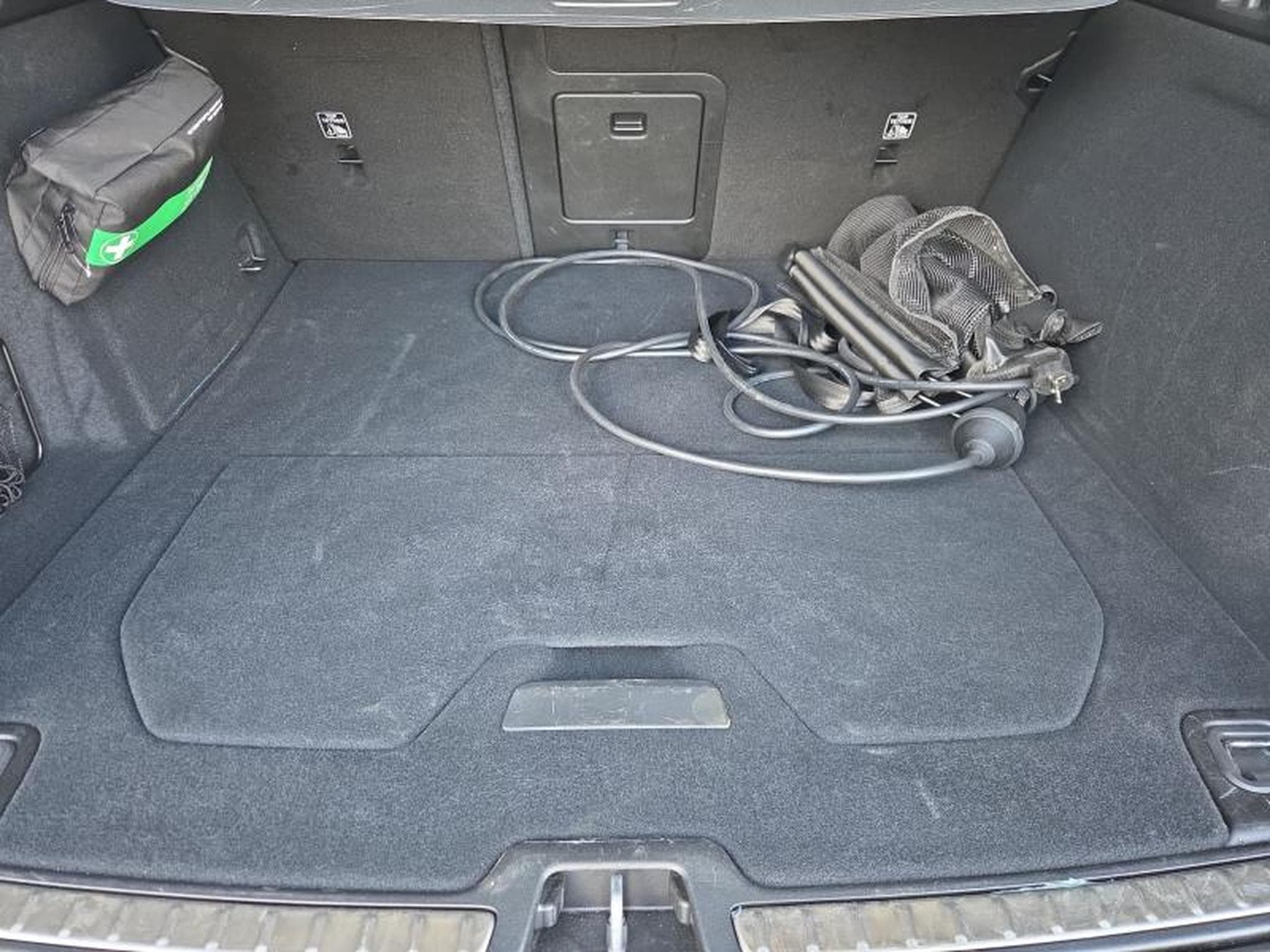 Volvo V60 T6 Plus Dark / Hybride (2025) - Foto 19