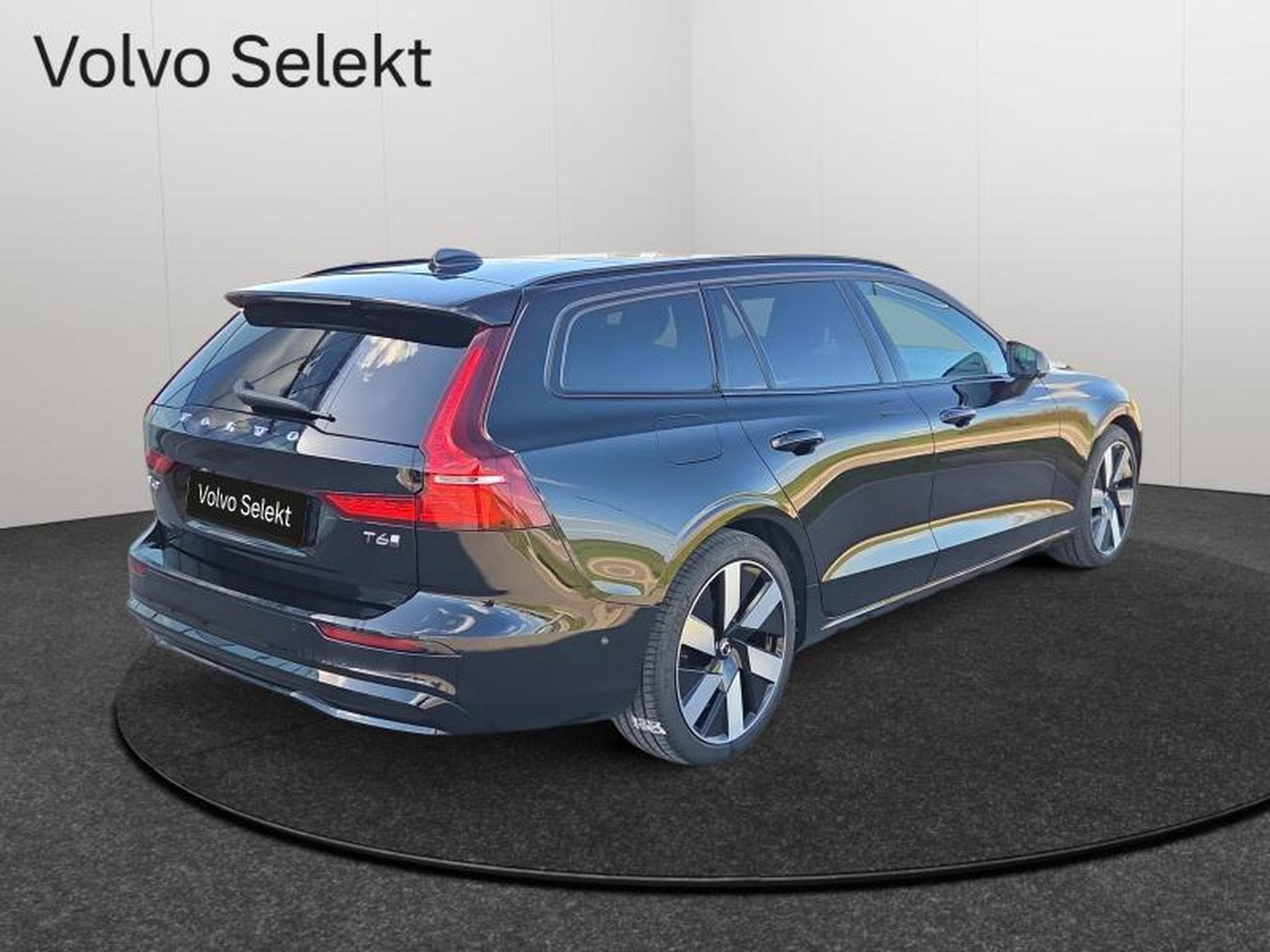 Volvo V60 T6 Plus Dark / Hybride (2025) - Foto 2