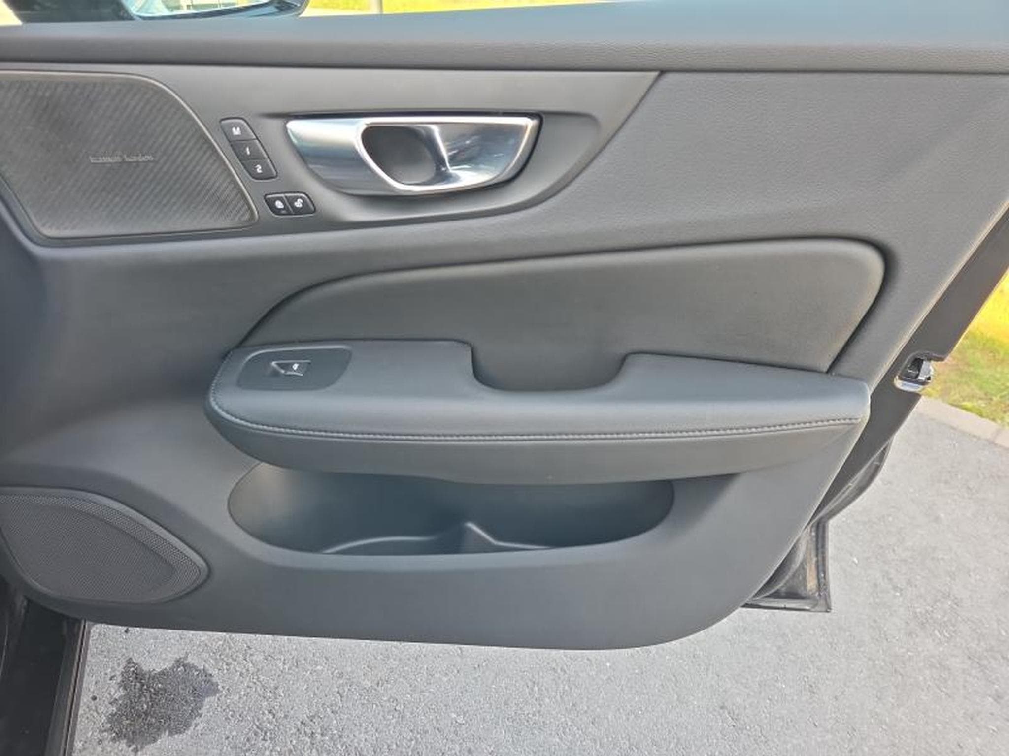 Volvo V60 T6 Plus Dark / Hybride (2025) - Foto 21