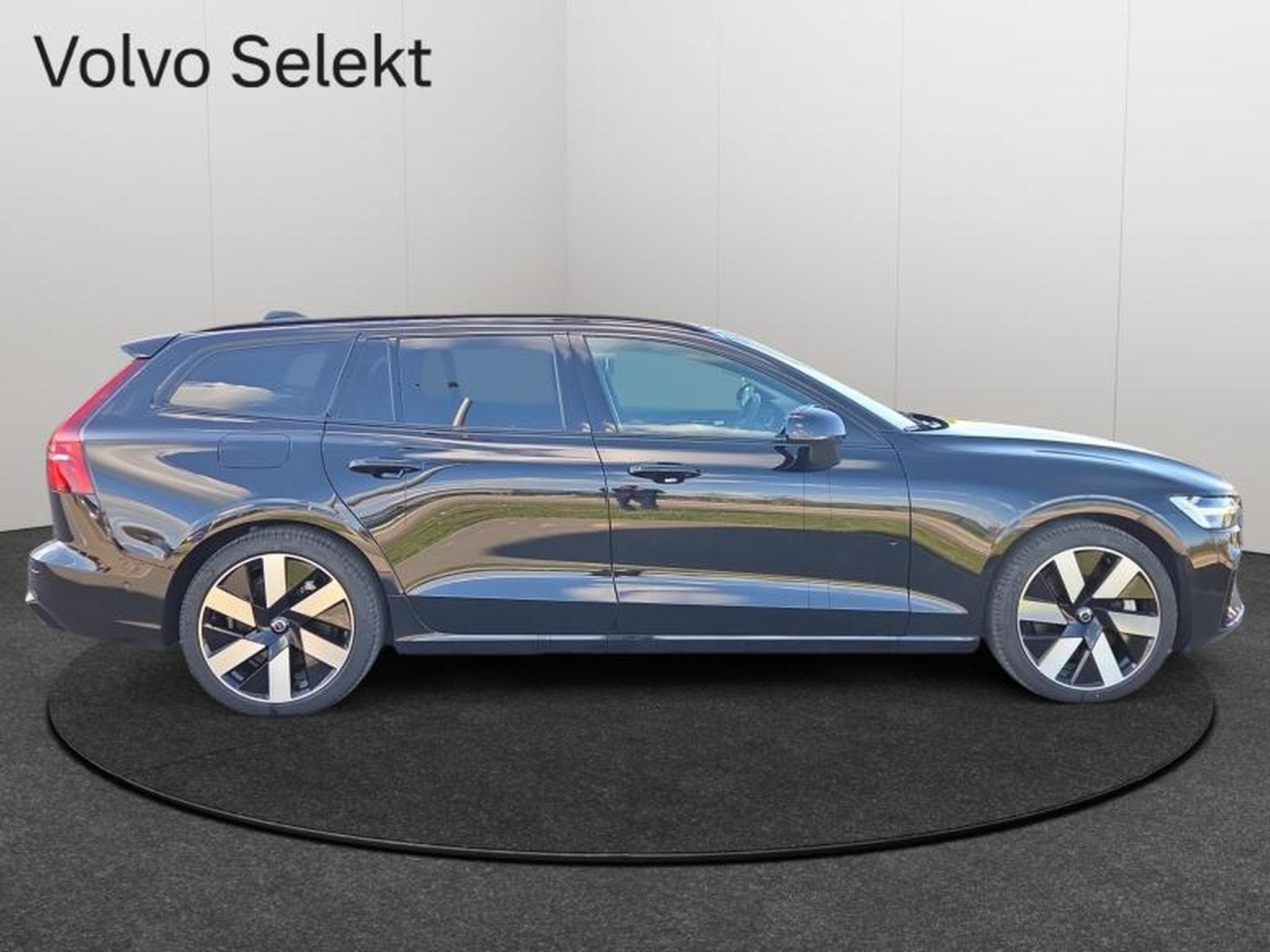 Volvo V60 T6 Plus Dark / Hybride (2025) - Foto 7
