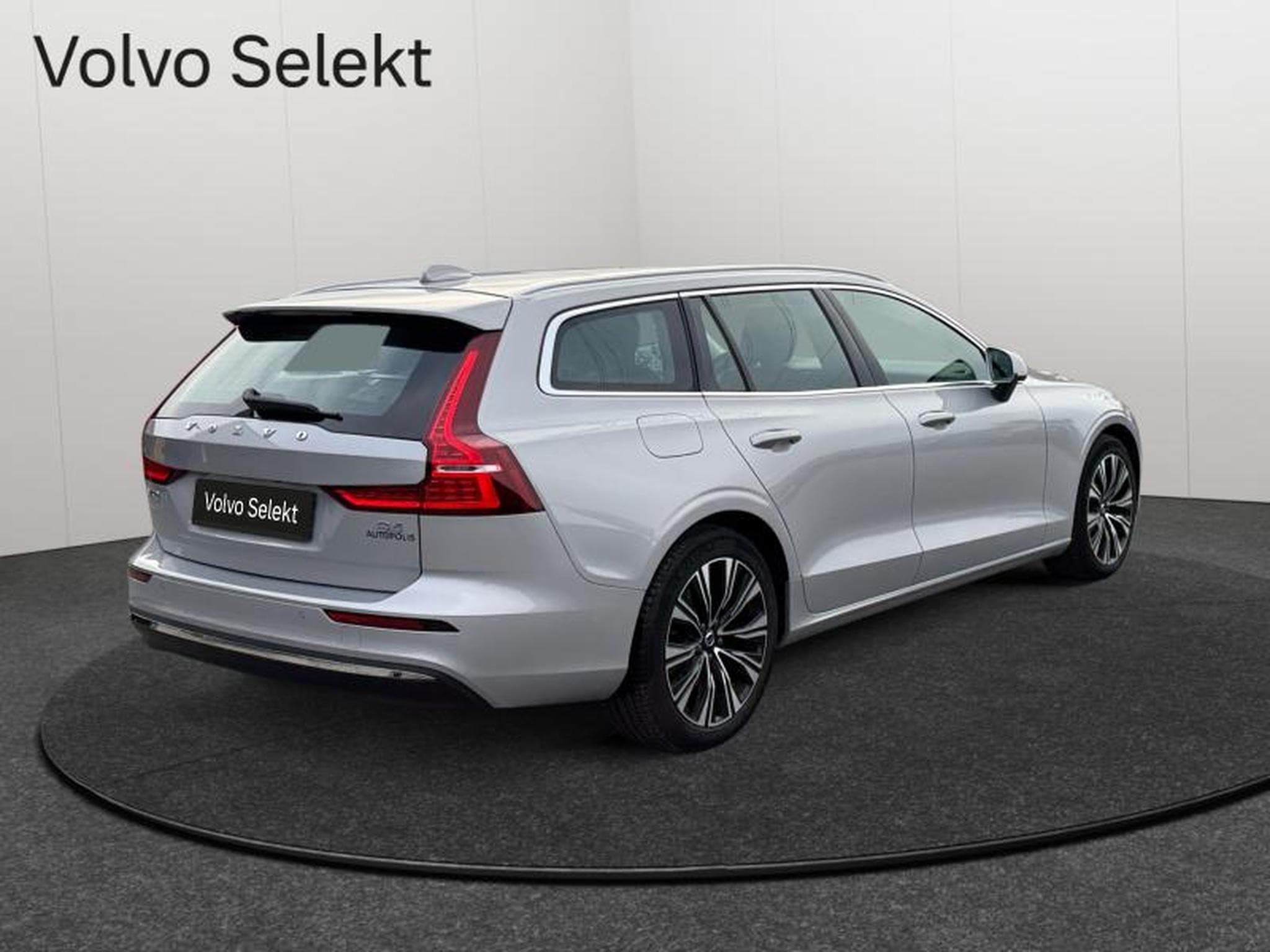 Volvo V60 B4 Plus Bright / Essence (2022) - Foto 2