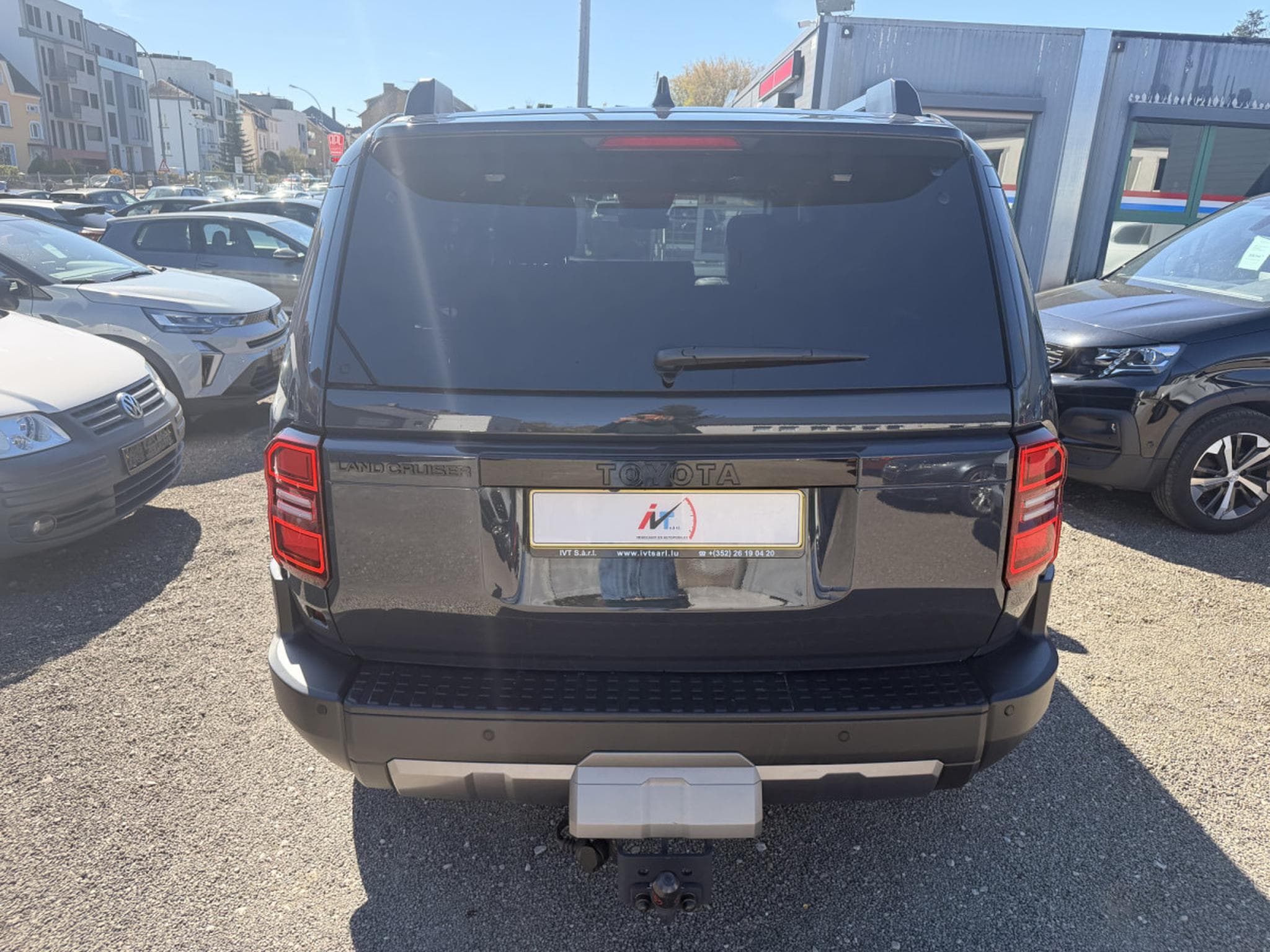 Toyota Land Cruiser LC 5d 2.8 Diesel AT VX-L LHD (2025) - Photo 4