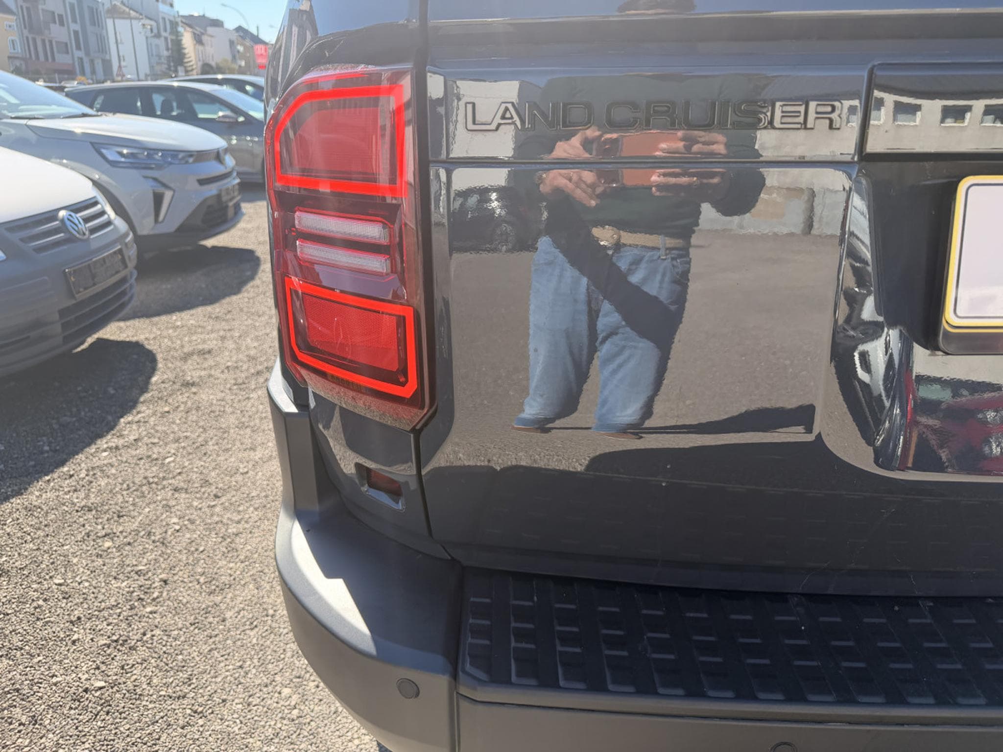 Toyota Land Cruiser LC 5d 2.8 Diesel AT VX-L LHD (2025) - Photo 8