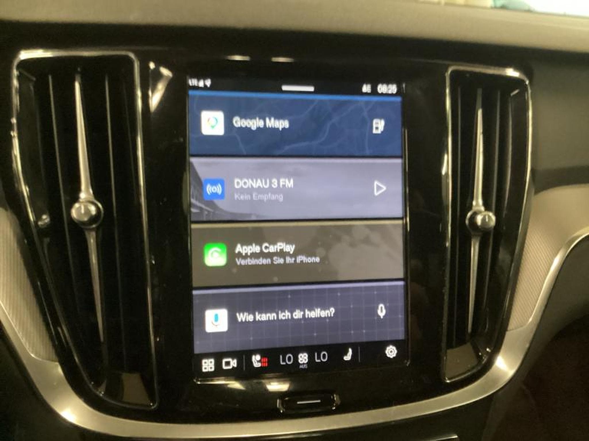 Volvo V60 T6 Plus Bright / Hybride (2025) - Photo 37