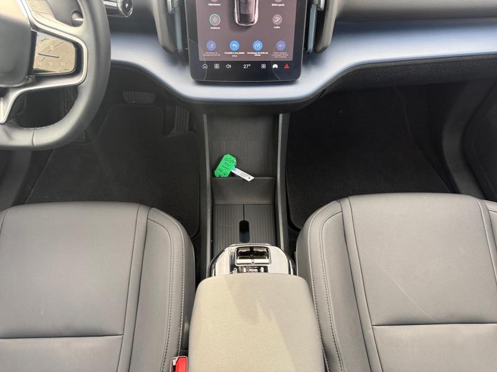 Volvo EX30 Single Motor Extended Range Plus (2024) - Foto 11