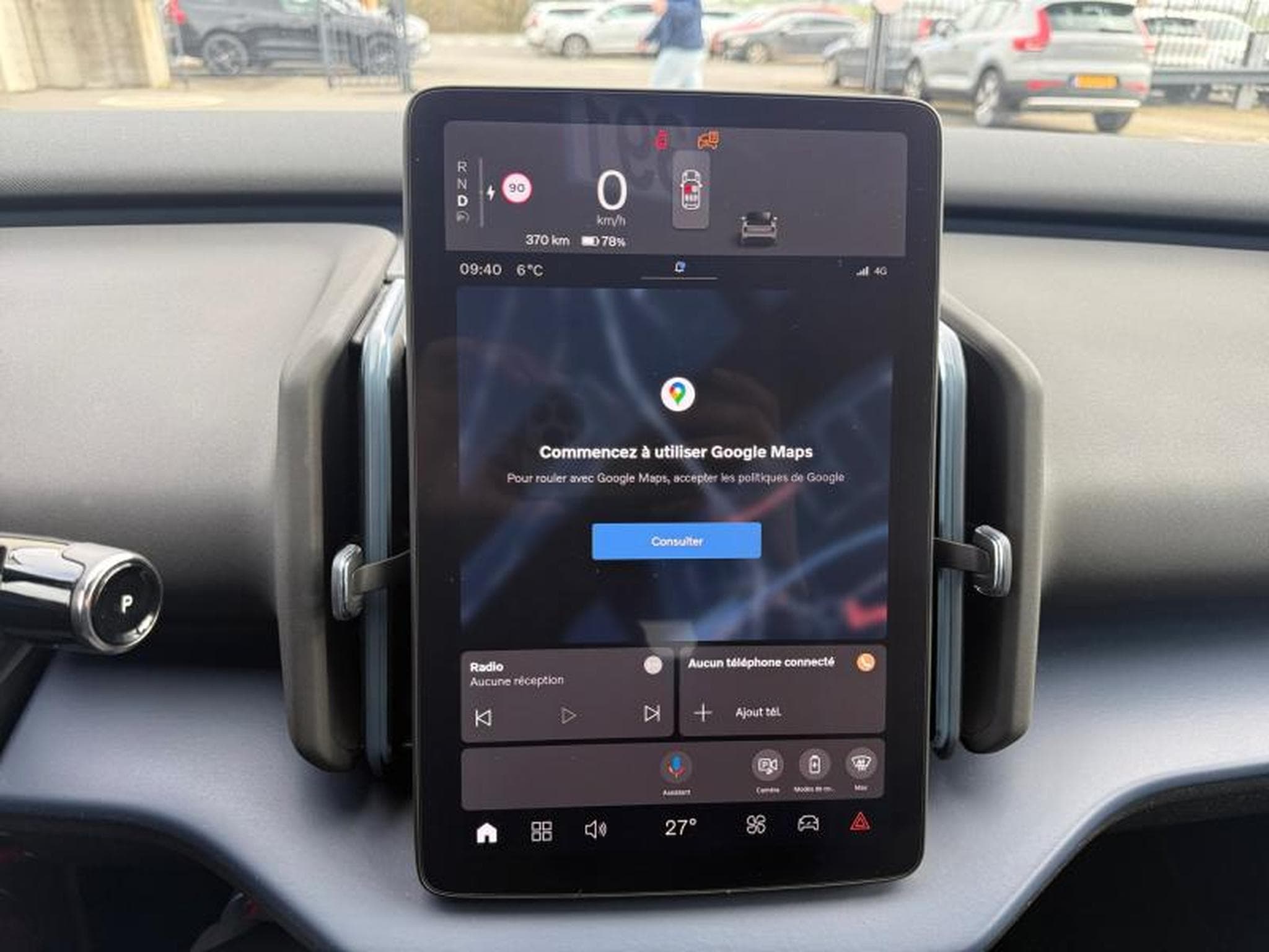 Volvo EX30 Single Motor Extended Range Plus (2024) - Foto 16