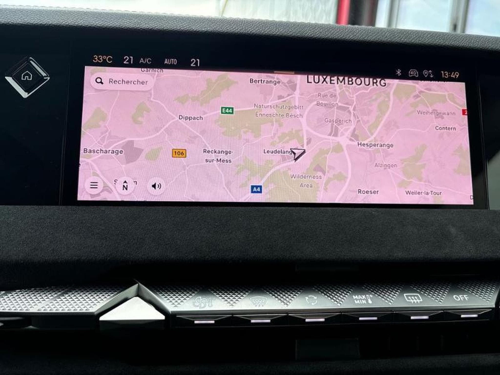 DS Automobiles DS4 E-TENSE 225ch Performance Line + (2023) - Photo 12