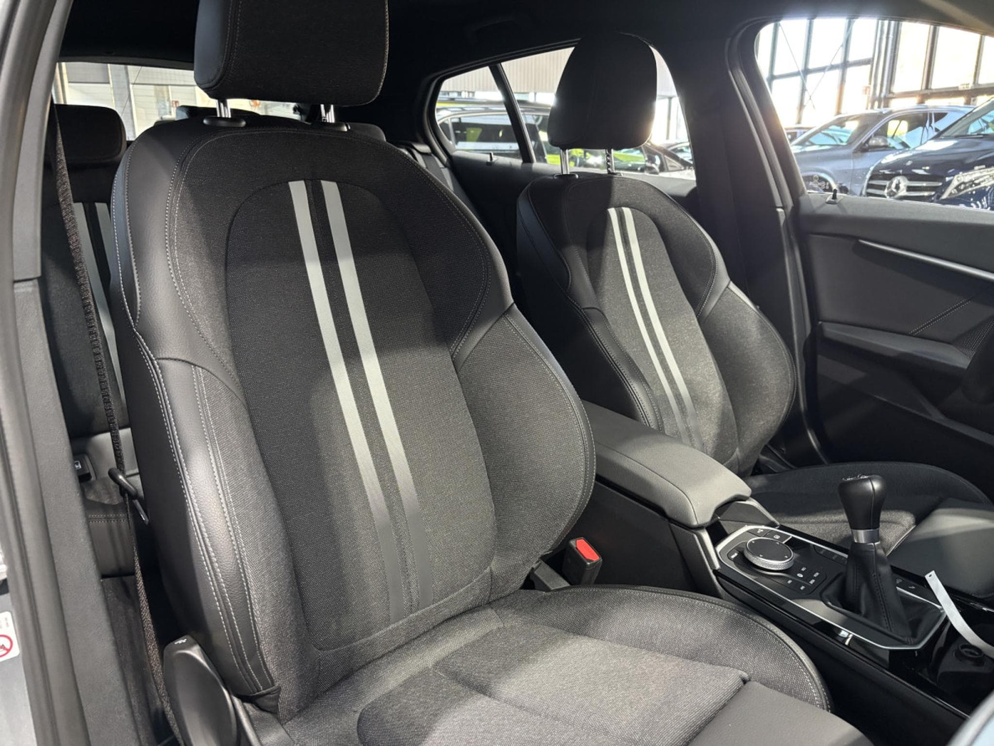 BMW 118 i M Sport (2023) - Photo 12