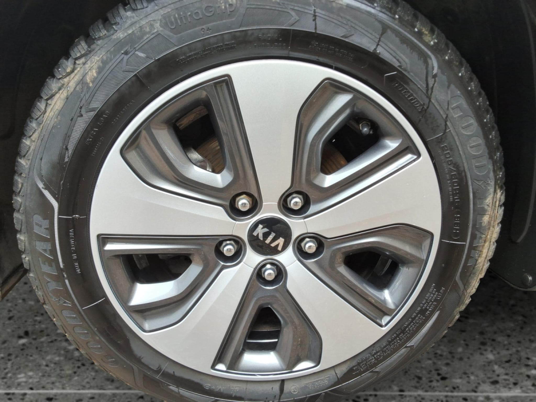 Kia Niro Sense (UVO) 1.6 GDi HEV 6DCT (2021) - Photo 18