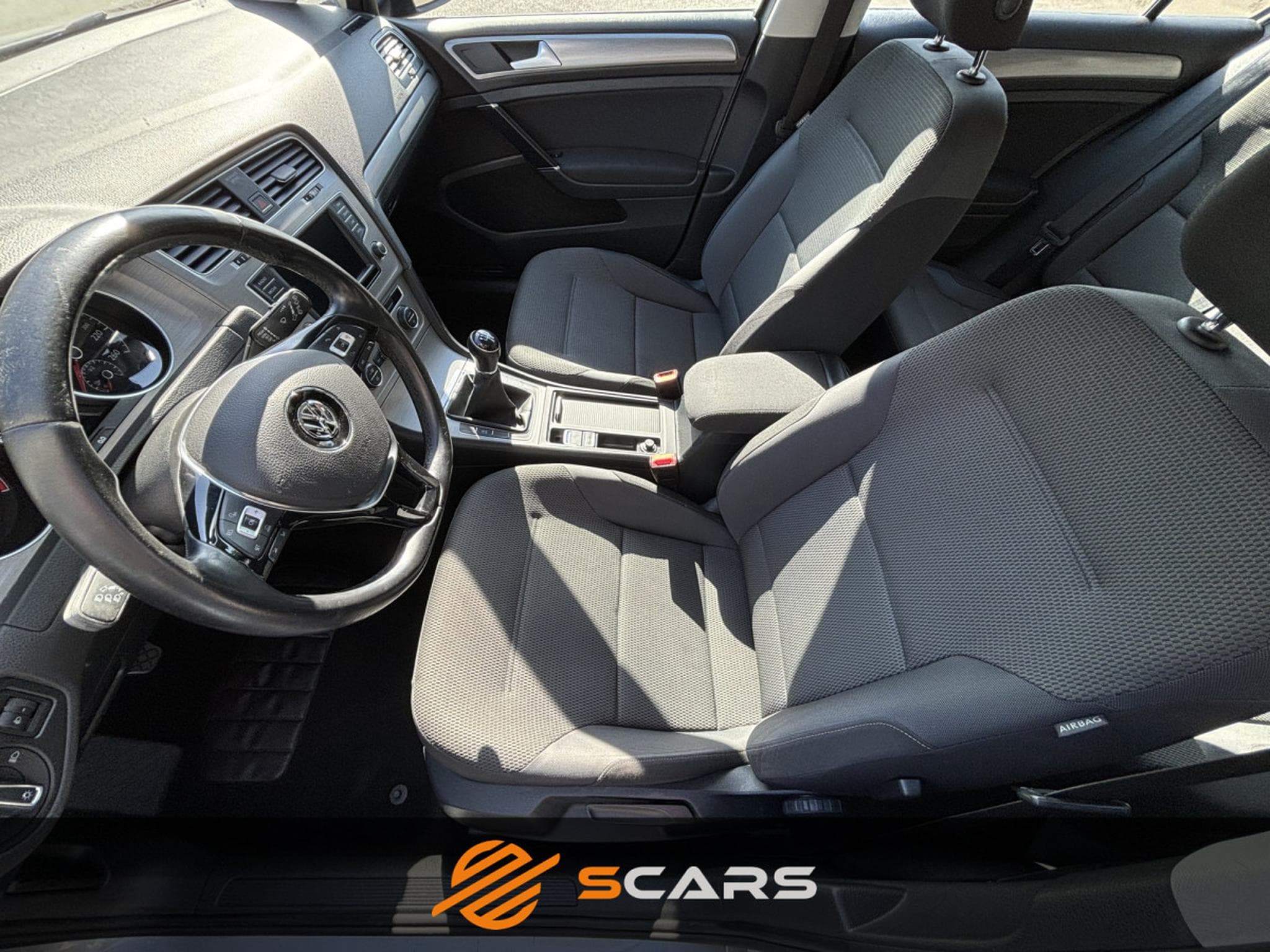 VW Golf 1.6 Tdi 110cv (2016) - Photo 12