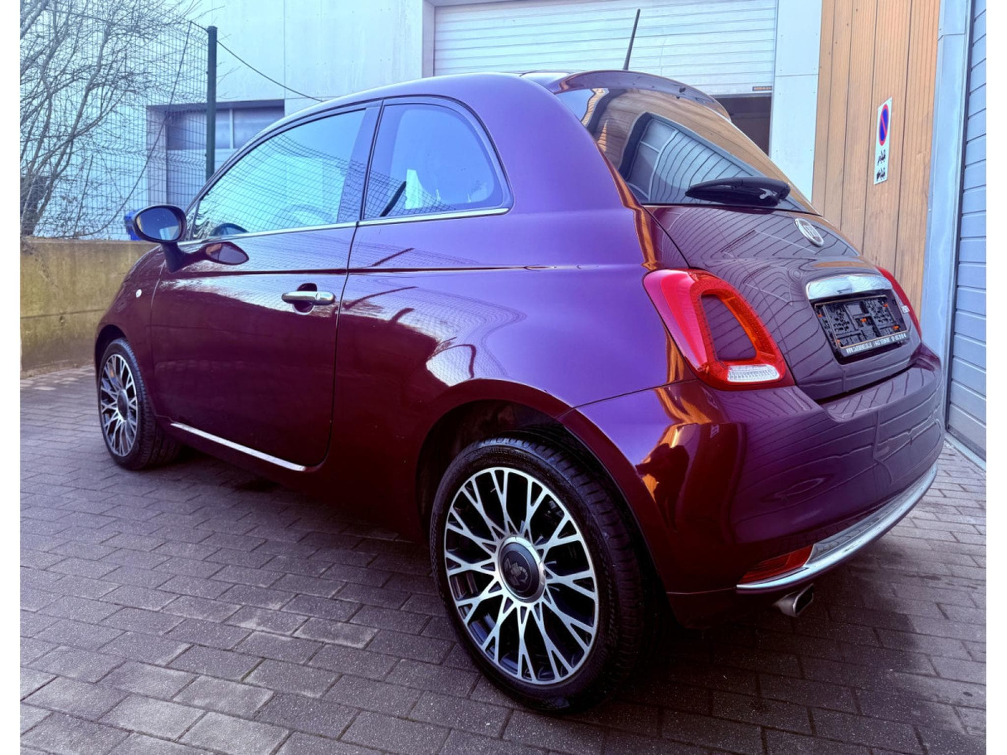 Fiat 500 1.0 DolceVita 70ch Pano/carplay/cuir… (2020) - Photo 3