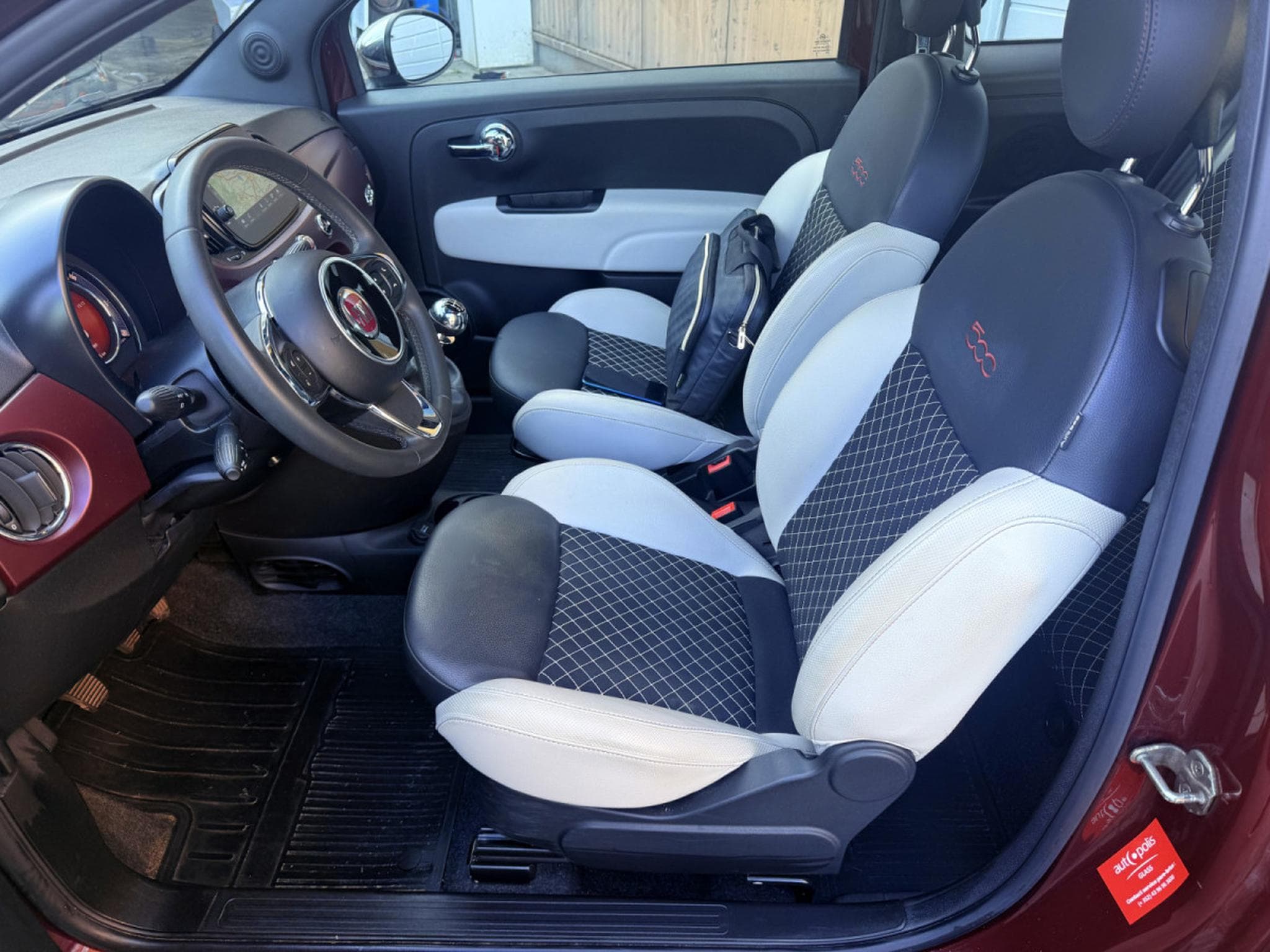 Fiat 500 1.0 DolceVita 70ch Pano/carplay/cuir… (2020) - Photo 6