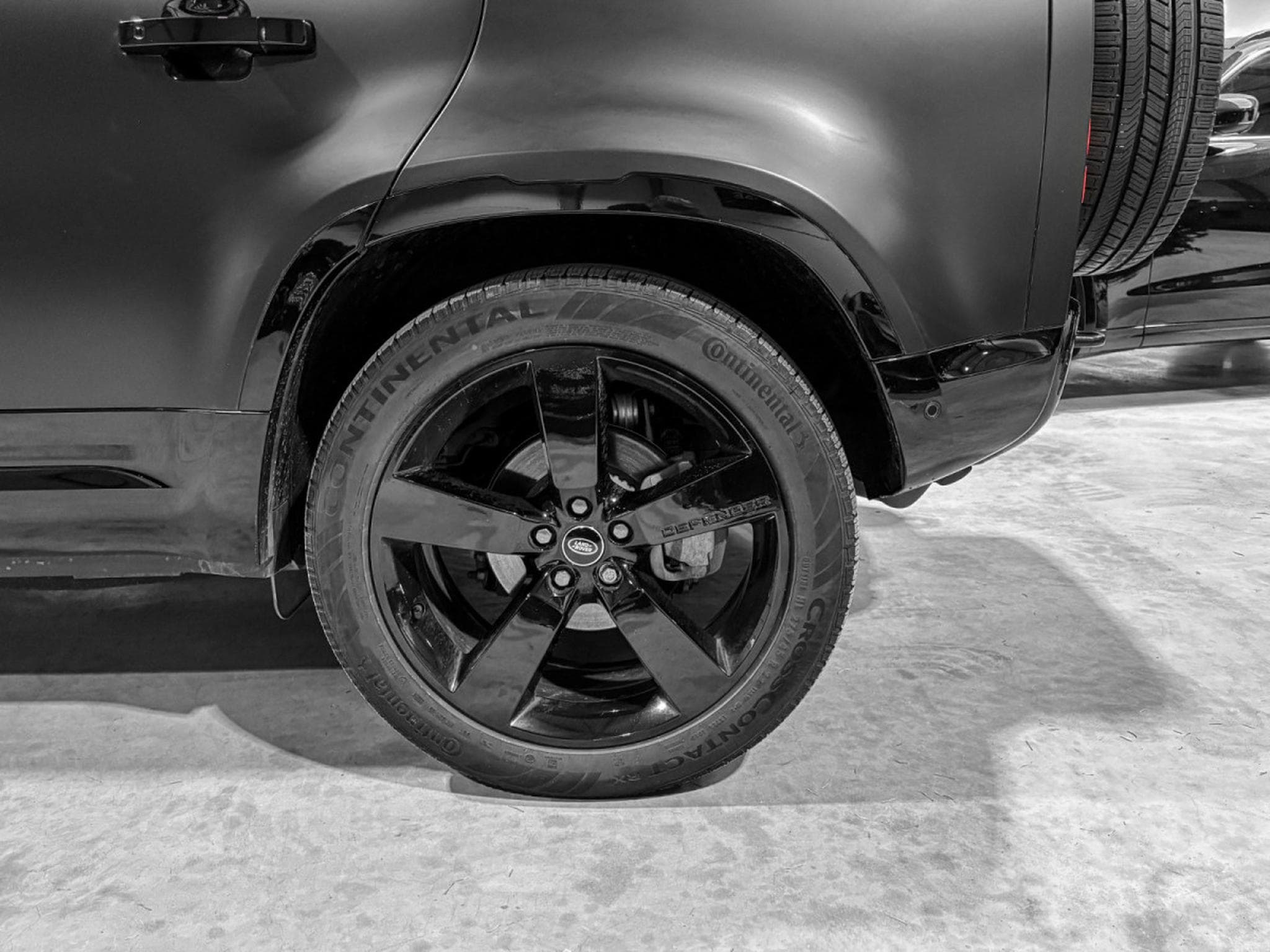 Land-Rover Defender DEFENDER 110 D250X-DYNAMIC SE AWD MY25 (2025) - Photo 25