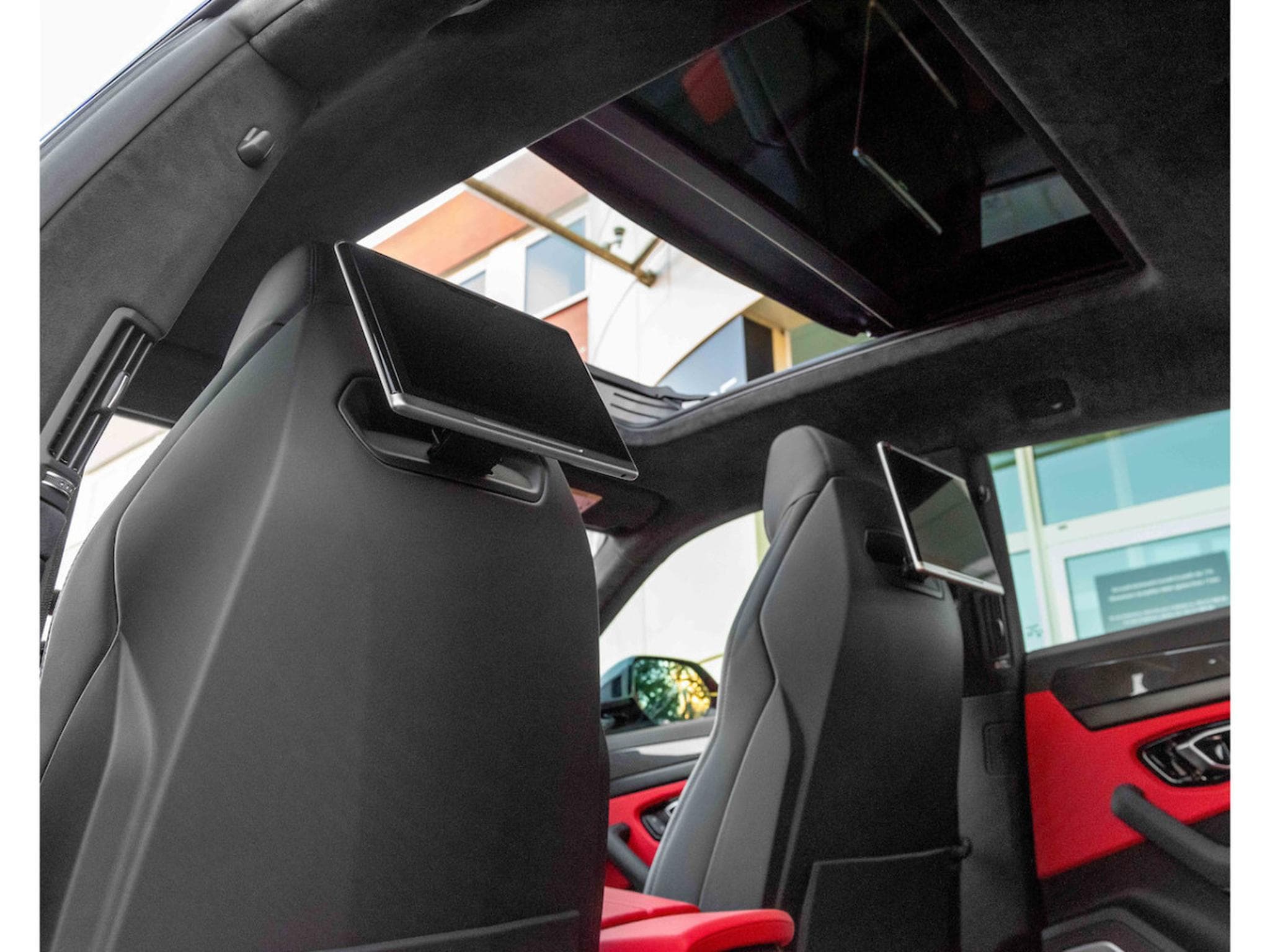 Lamborghini Urus 4.0 V8 Auto./PANO/23/360°/B&O/HUD/CARBON/VOLL (2021) - Photo 20