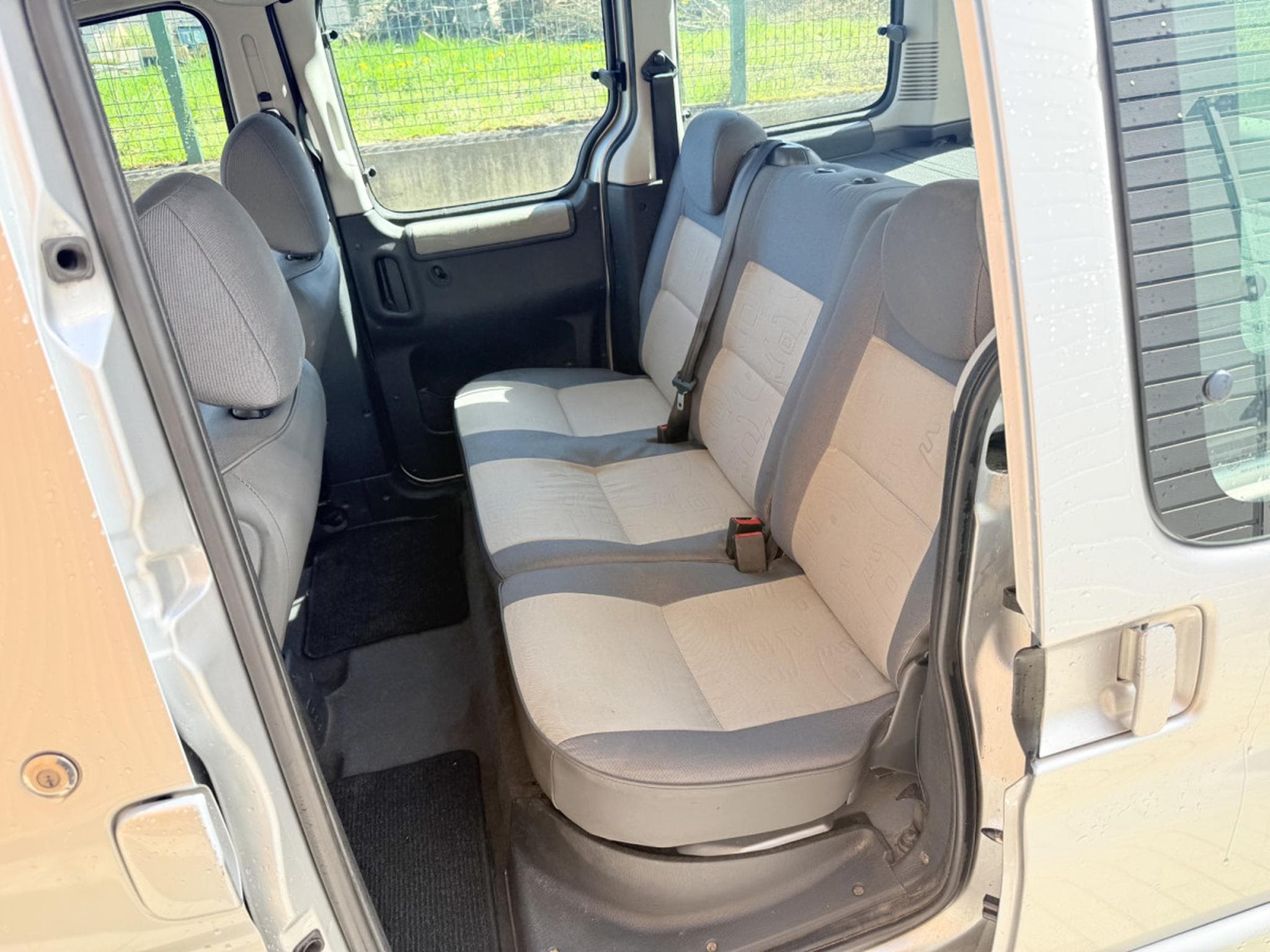 Peugeot Partner 1.4i 75ch Totem Clim (2006) - Photo 6