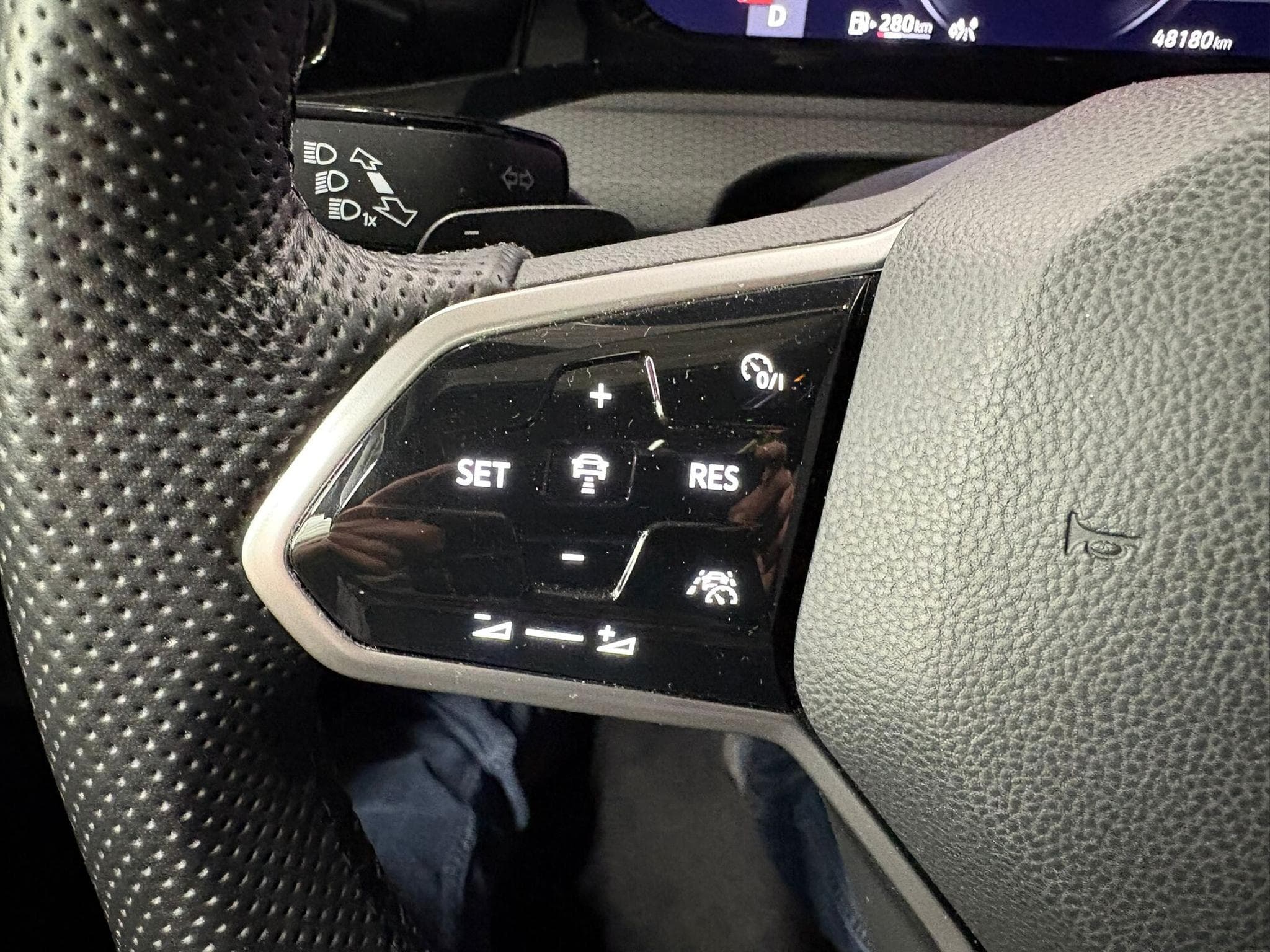 VW Golf GTI 2.0 TSI 245 (2021) - Photo 11