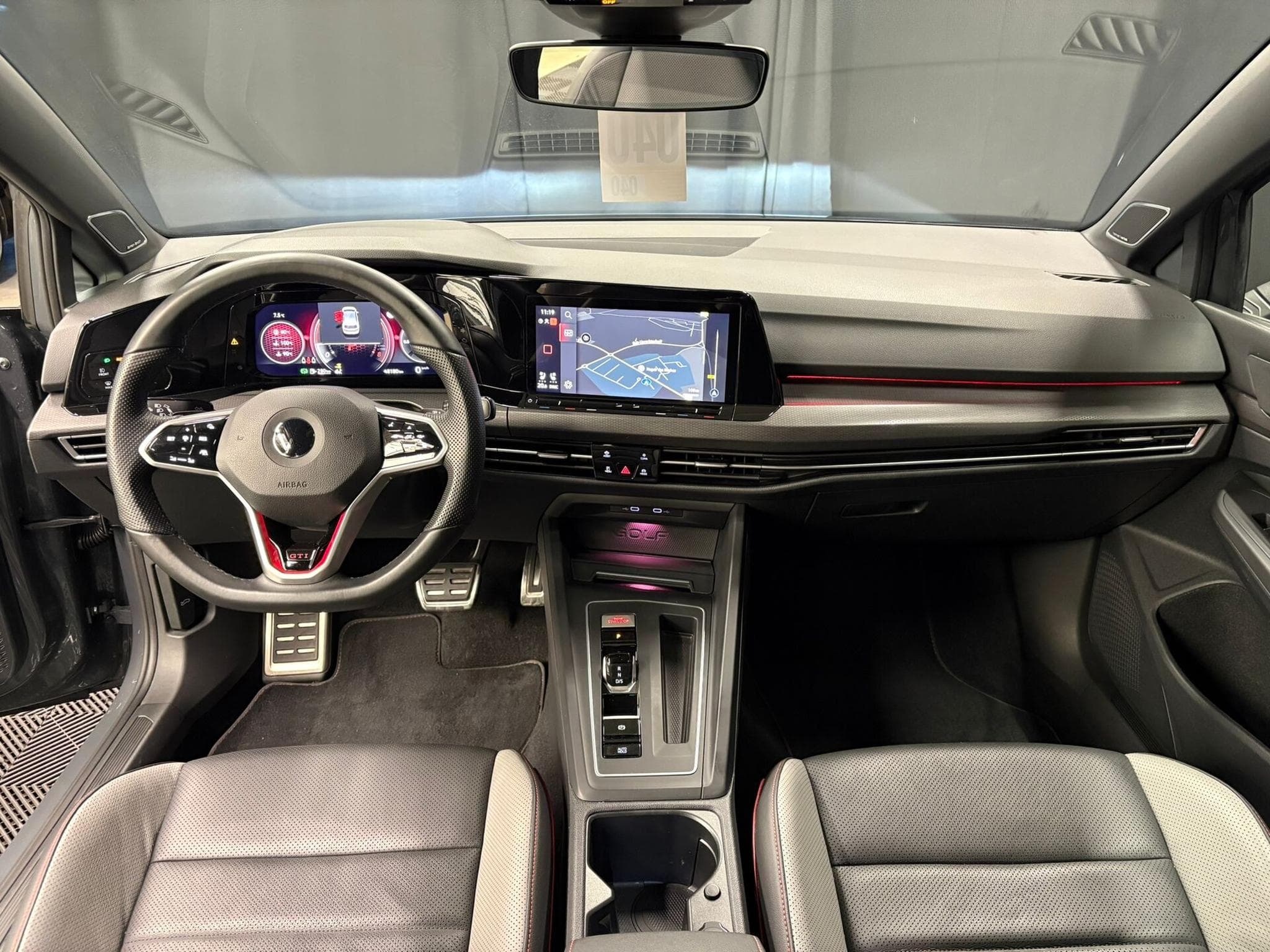 VW Golf GTI 2.0 TSI 245 (2021) - Photo 13