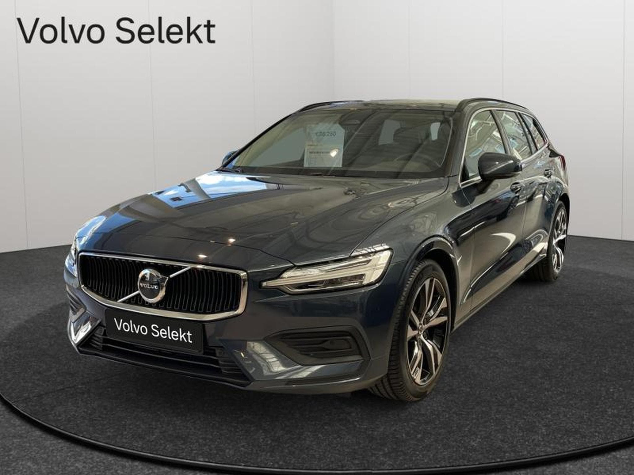 Volvo V60 B4 Core / Essence (2025) - Foto 12