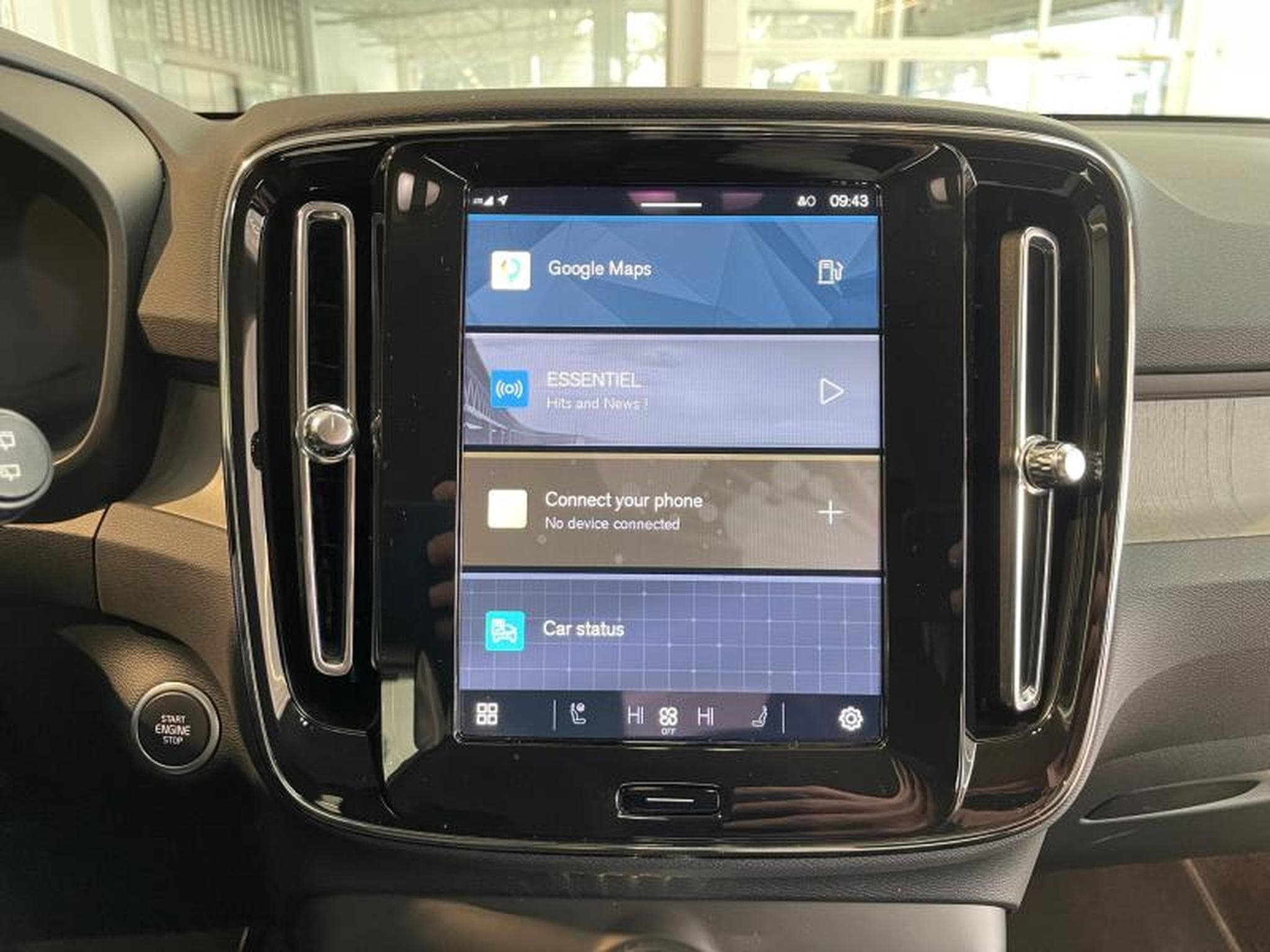 Volvo XC40 B3 Core / Essence (2024) - Foto 16