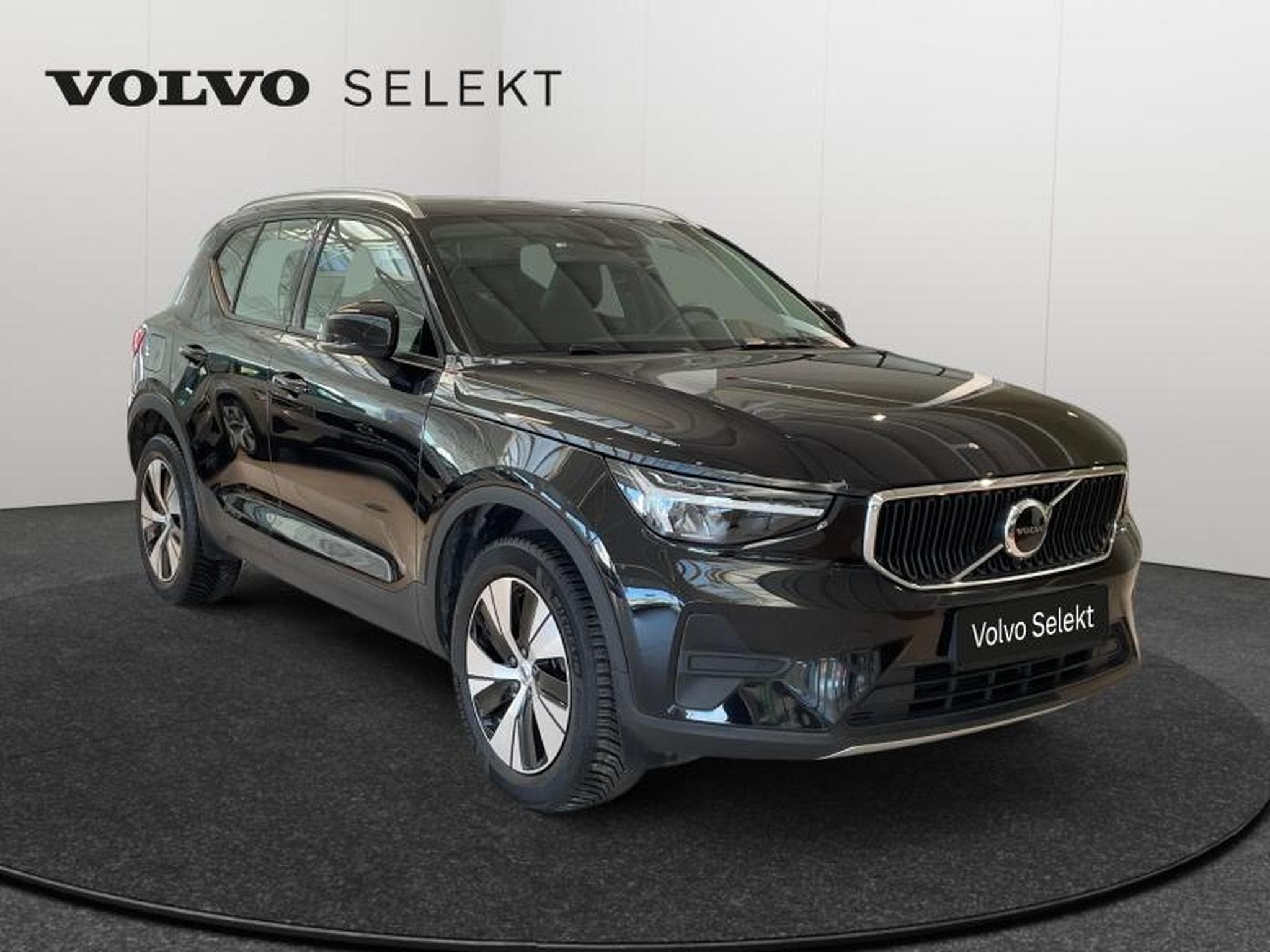 Volvo XC40 B3 Core / Essence (2024) - Foto 28