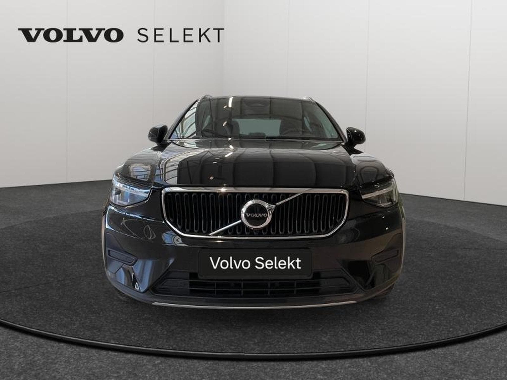Volvo XC40 B3 Core / Essence (2024) - Foto 29