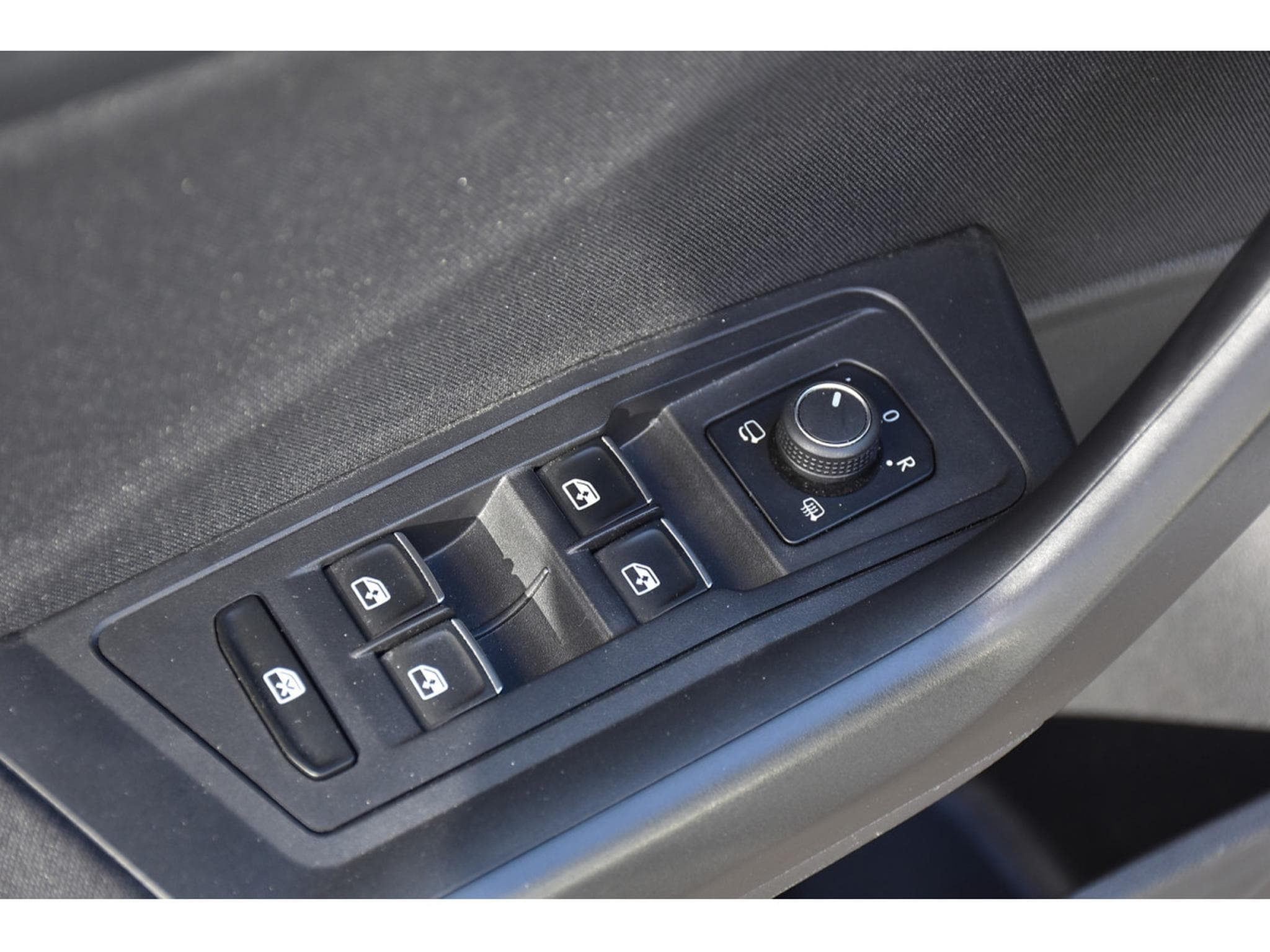 VW T-Roc 1.5 TSI Sport DSG ACC LANE SIDE GPS CAM 1° MAIN (2021) - Photo 19