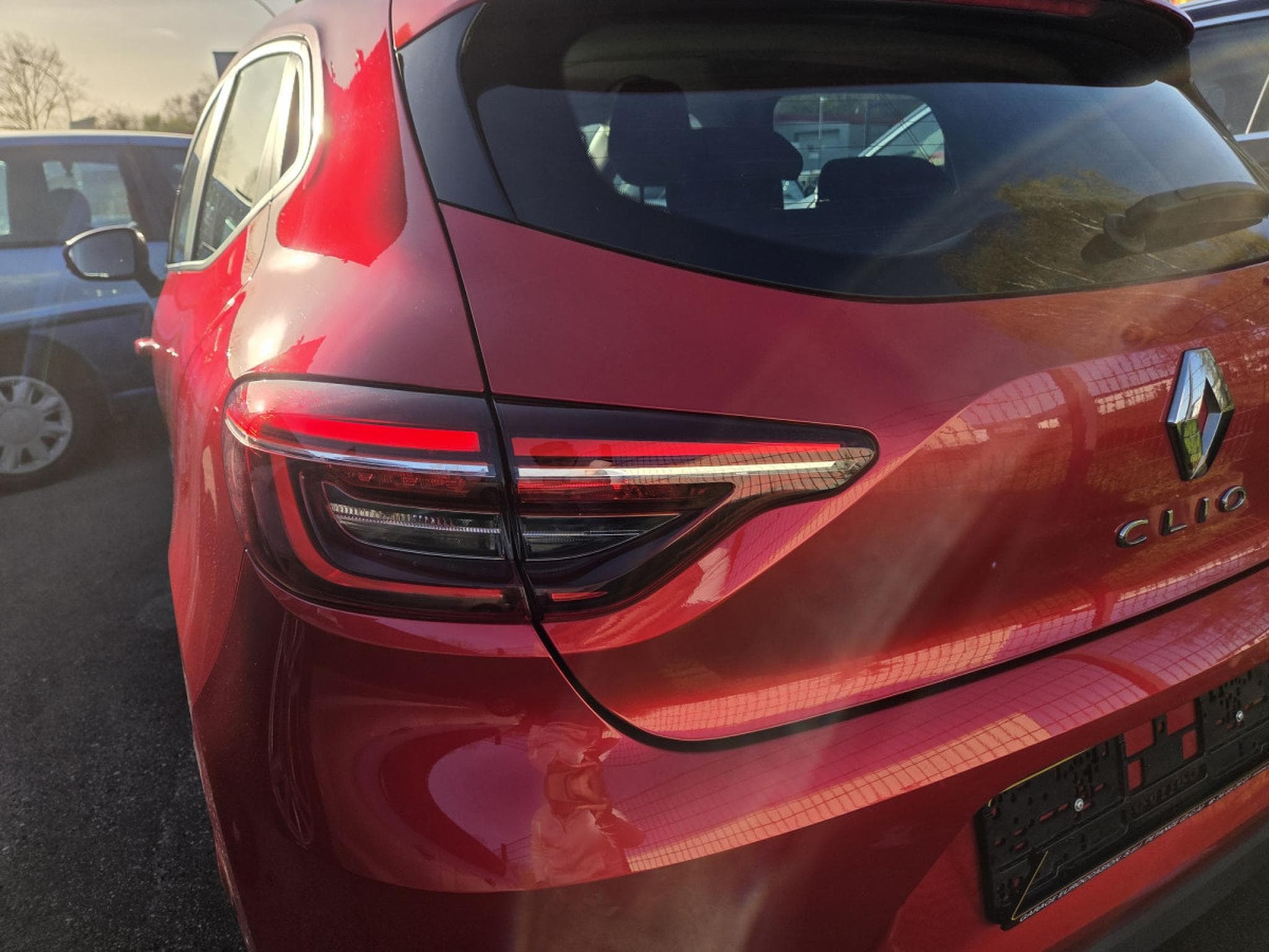 Renault Clio TCE CORPORATE EDITION (2022) - Photo 5