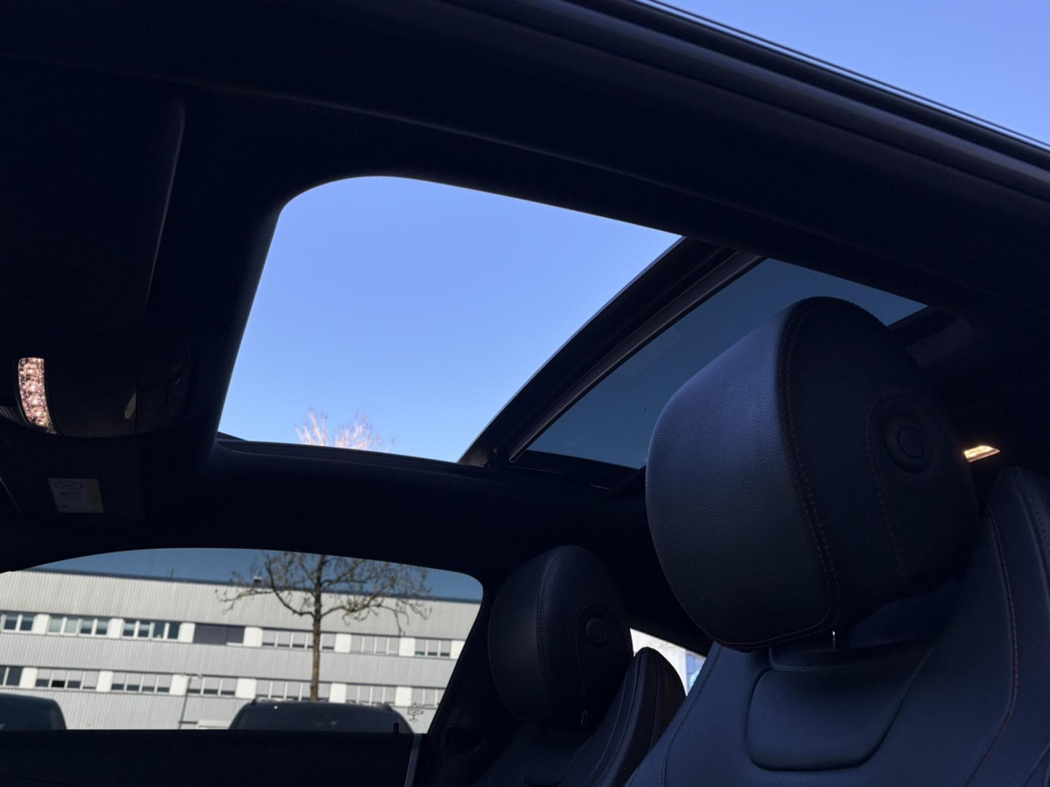 Mercedes C 43 AMG 4MATIC - Burmester - Toit ouvrant panoramique - Caméra 360° (2022) - Photo 15