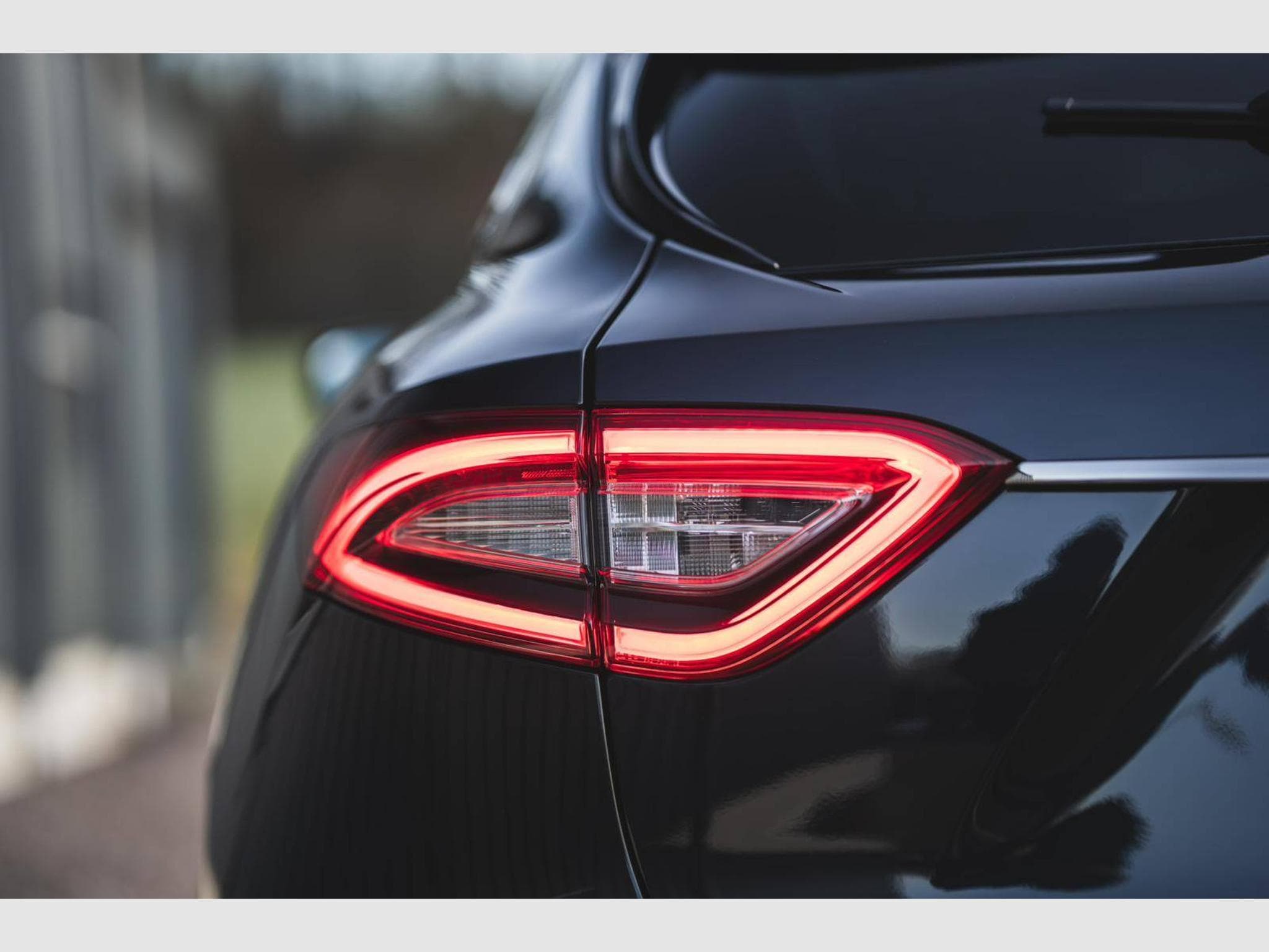 Maserati Levante 3.8 V8 580 ch - Suivi exclusif Maserati, configuration excep (2020) - Photo 23