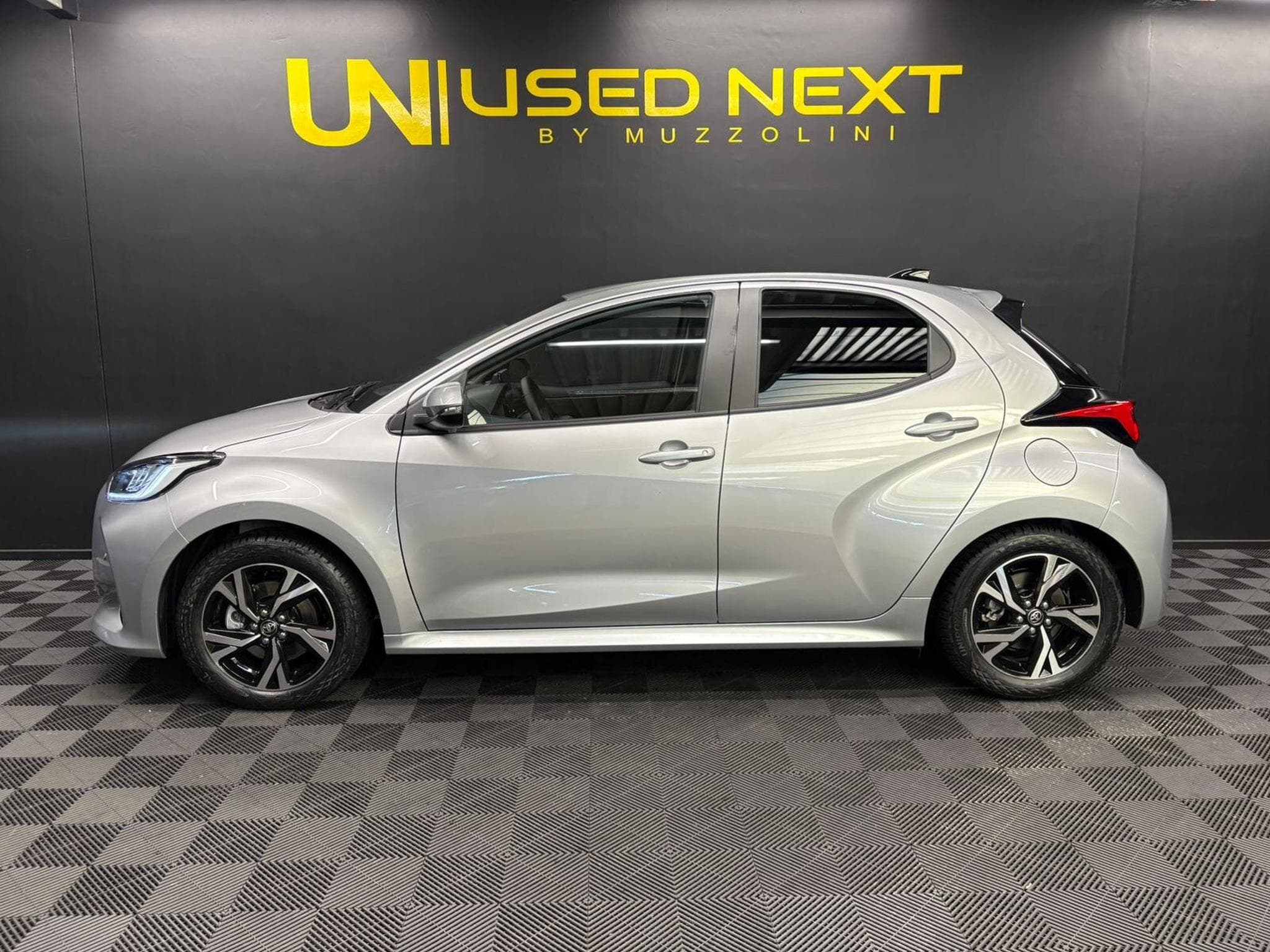 Toyota Yaris IV (2026) - Foto 4