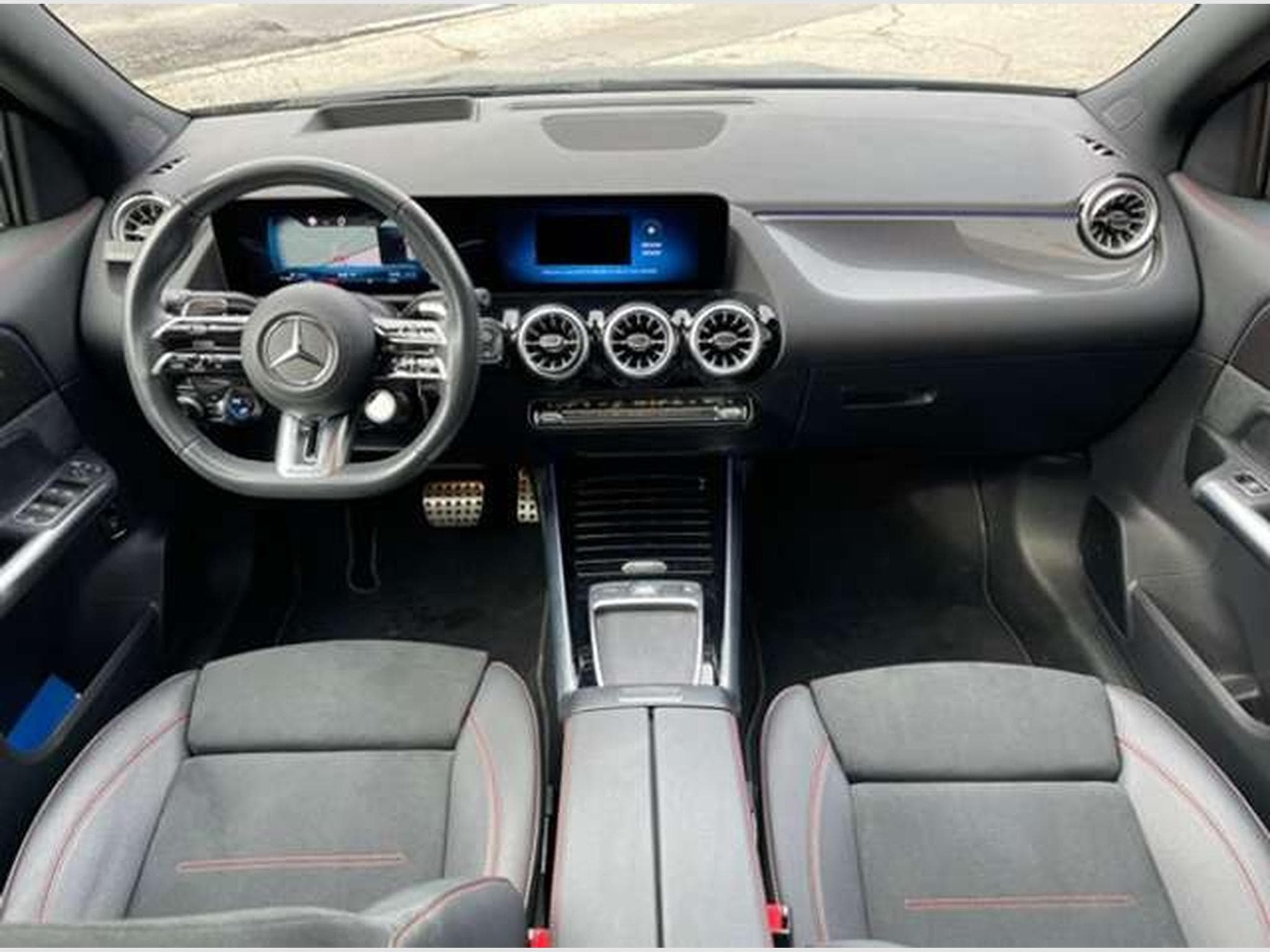 Mercedes GLA 35 AMG 4Matic - JUSQU'A 48 MOIS DE GARANTIE (2024) - Photo 16