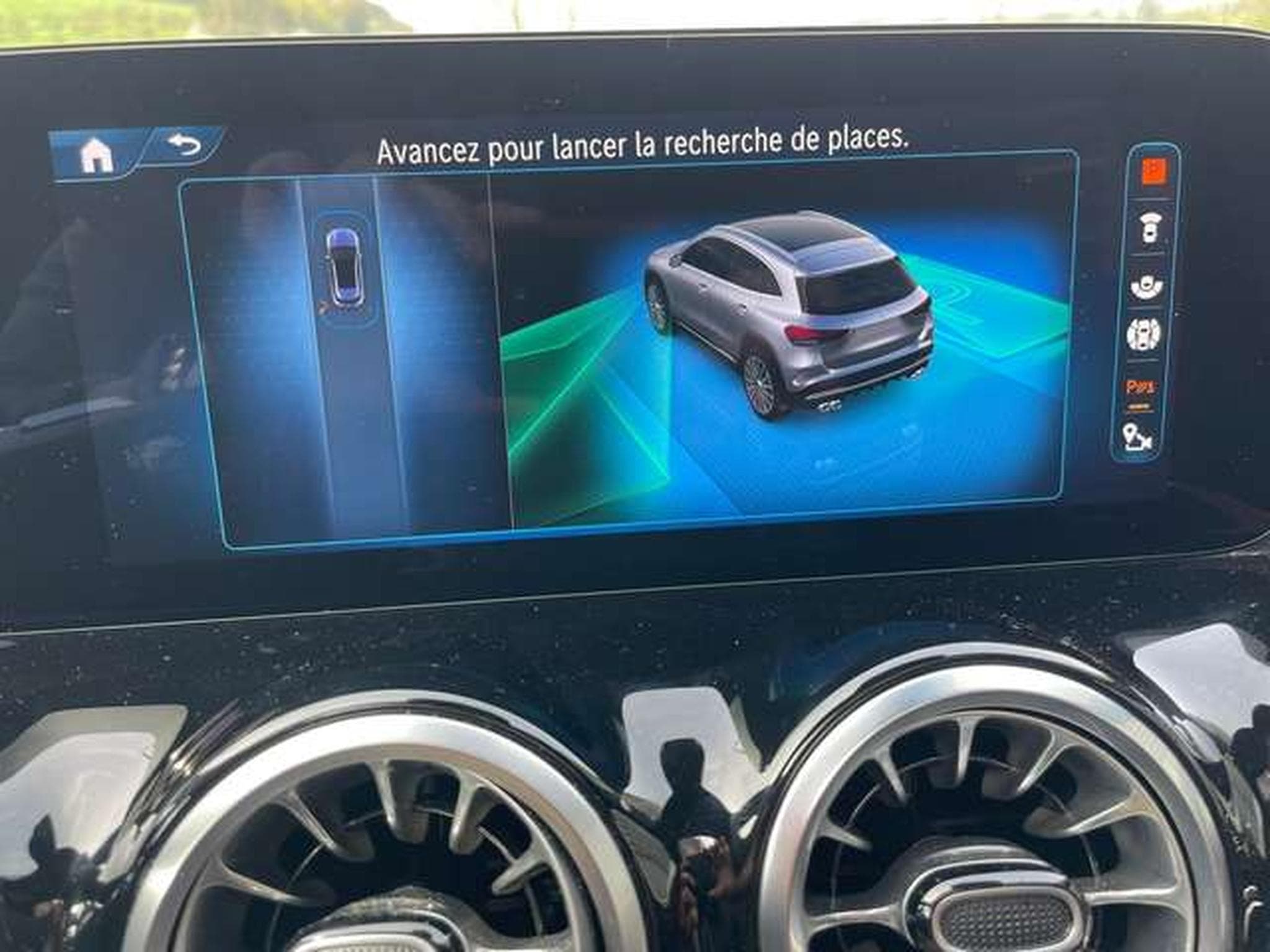 Mercedes GLA 35 AMG 4Matic - JUSQU'A 48 MOIS DE GARANTIE (2024) - Photo 33