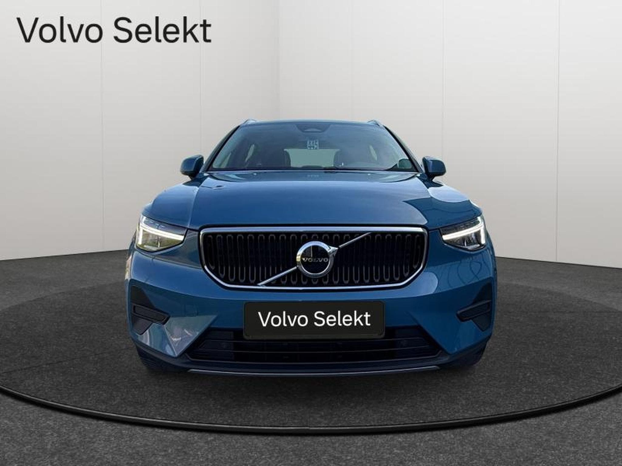 Volvo XC40 B3 Core / Essence (2025) - Foto 9