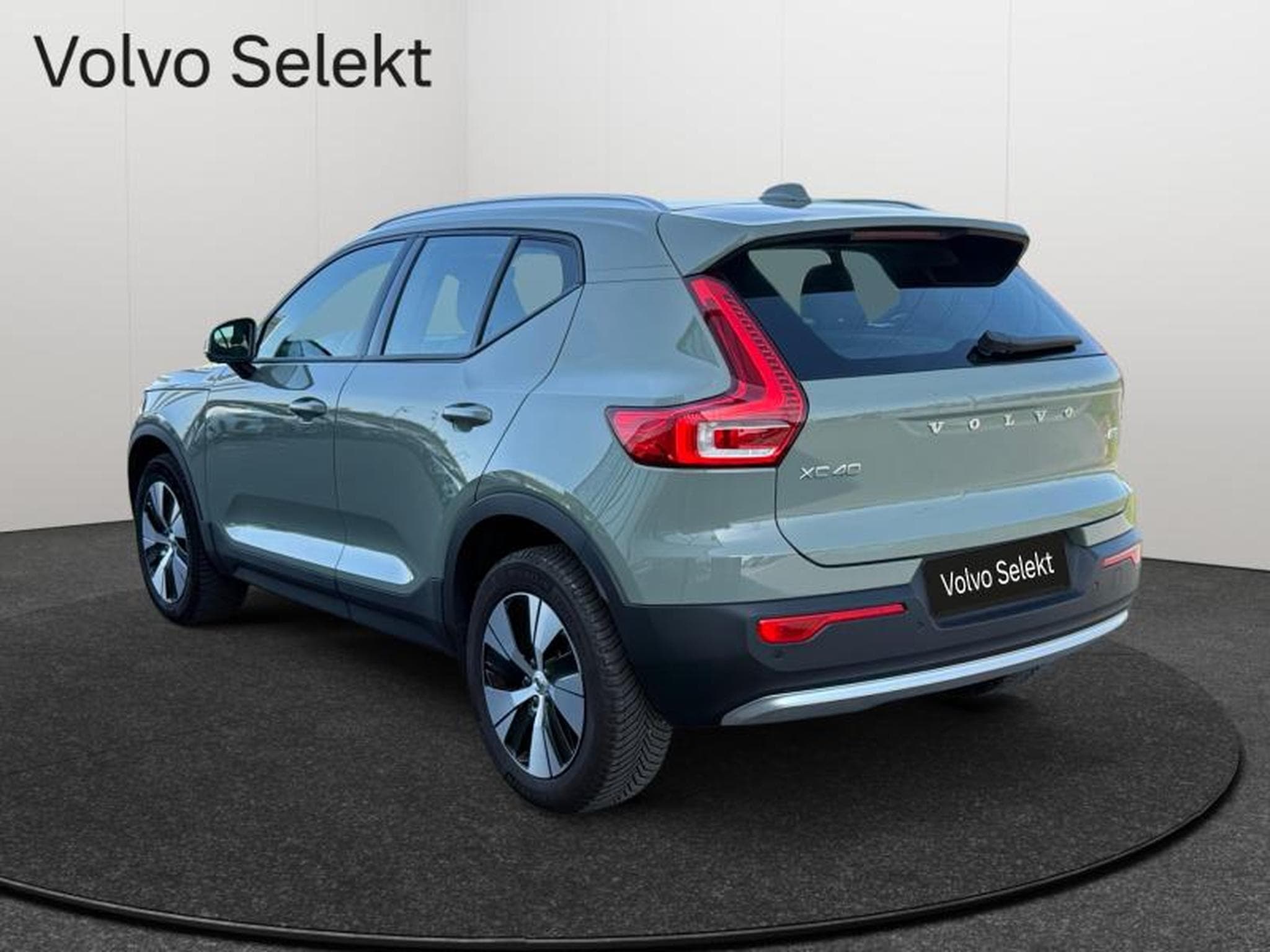 Volvo XC40 B3 Core / Essence (2025) - Foto 5
