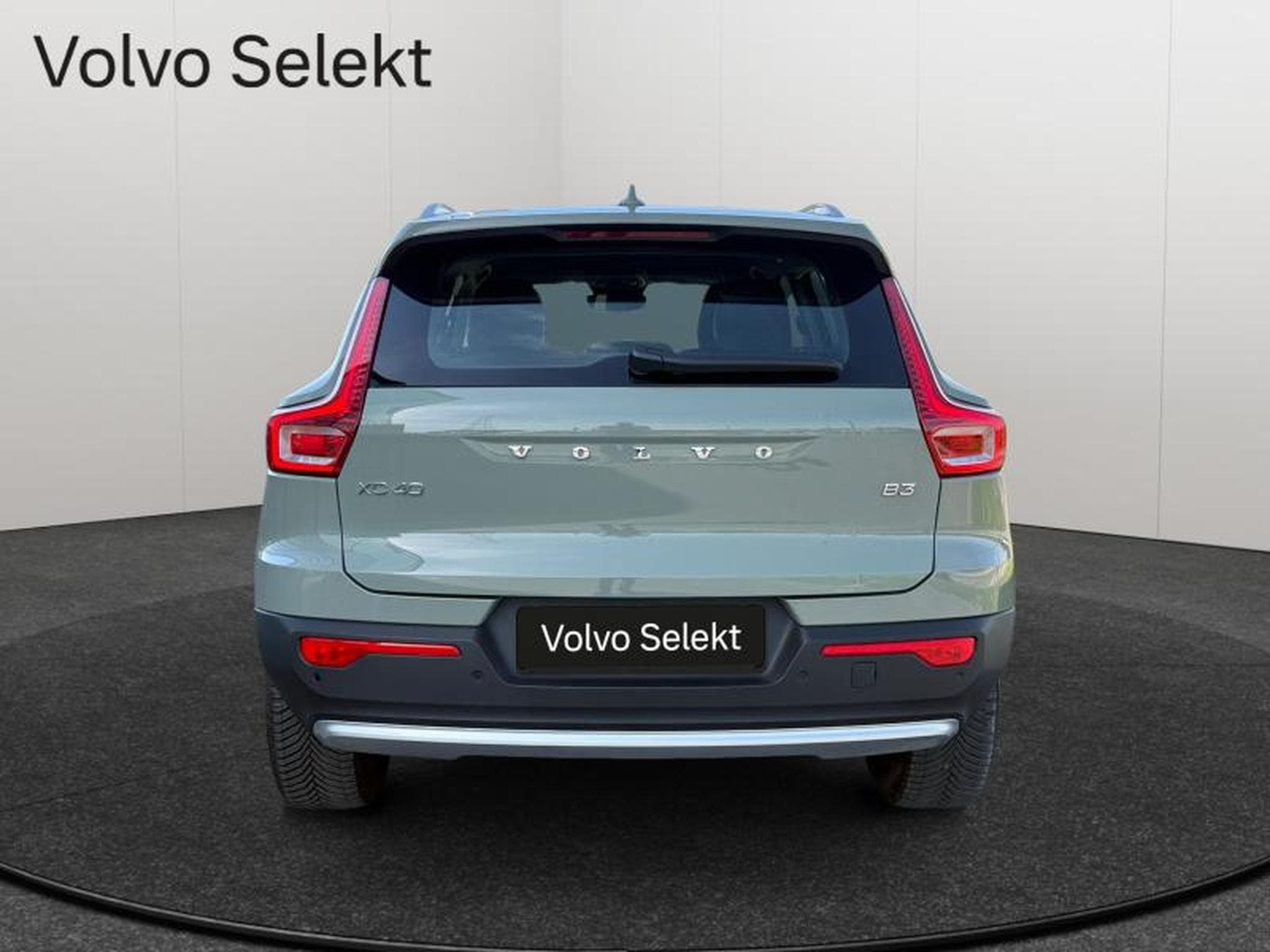 Volvo XC40 B3 Core / Essence (2025) - Foto 6