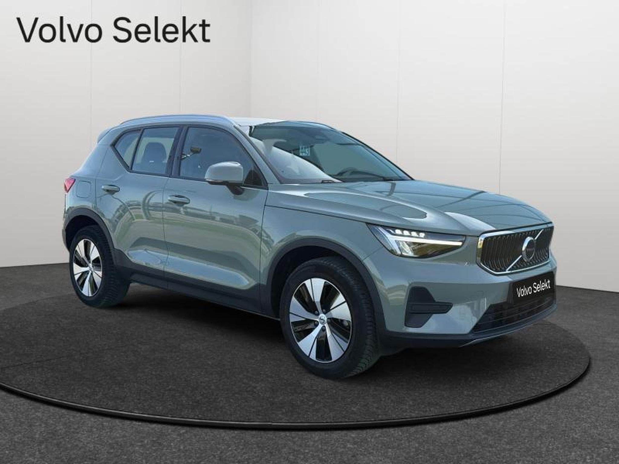Volvo XC40 B3 Core / Essence (2025) - Foto 8