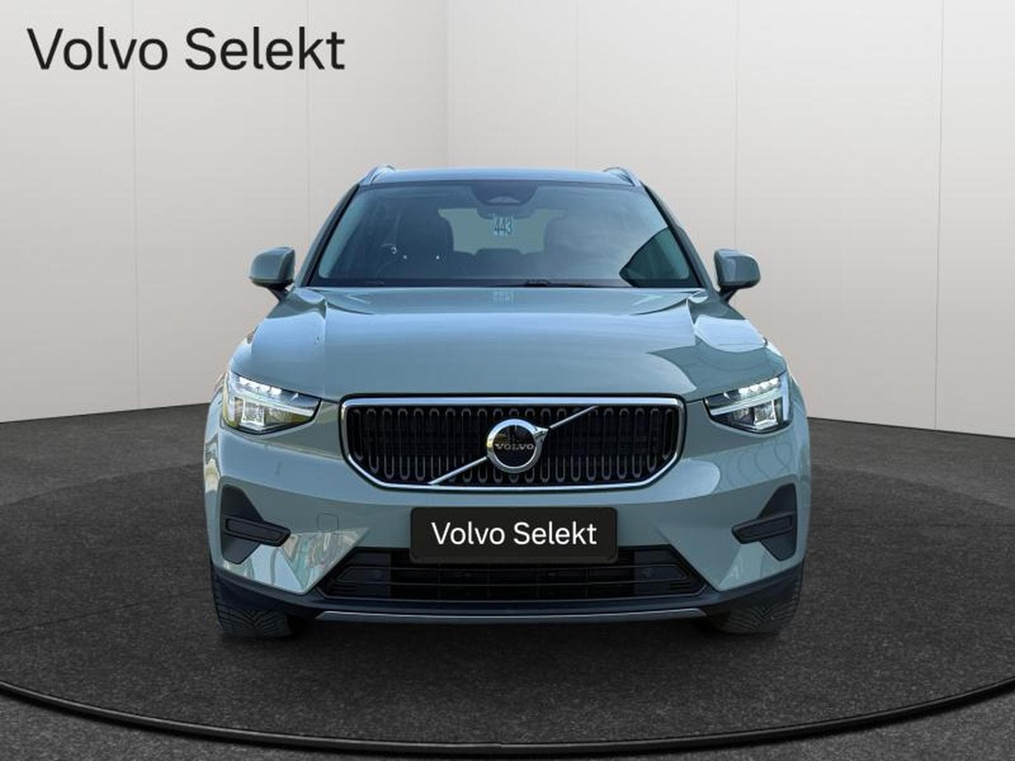 Volvo XC40 B3 Core / Essence (2025) - Foto 9