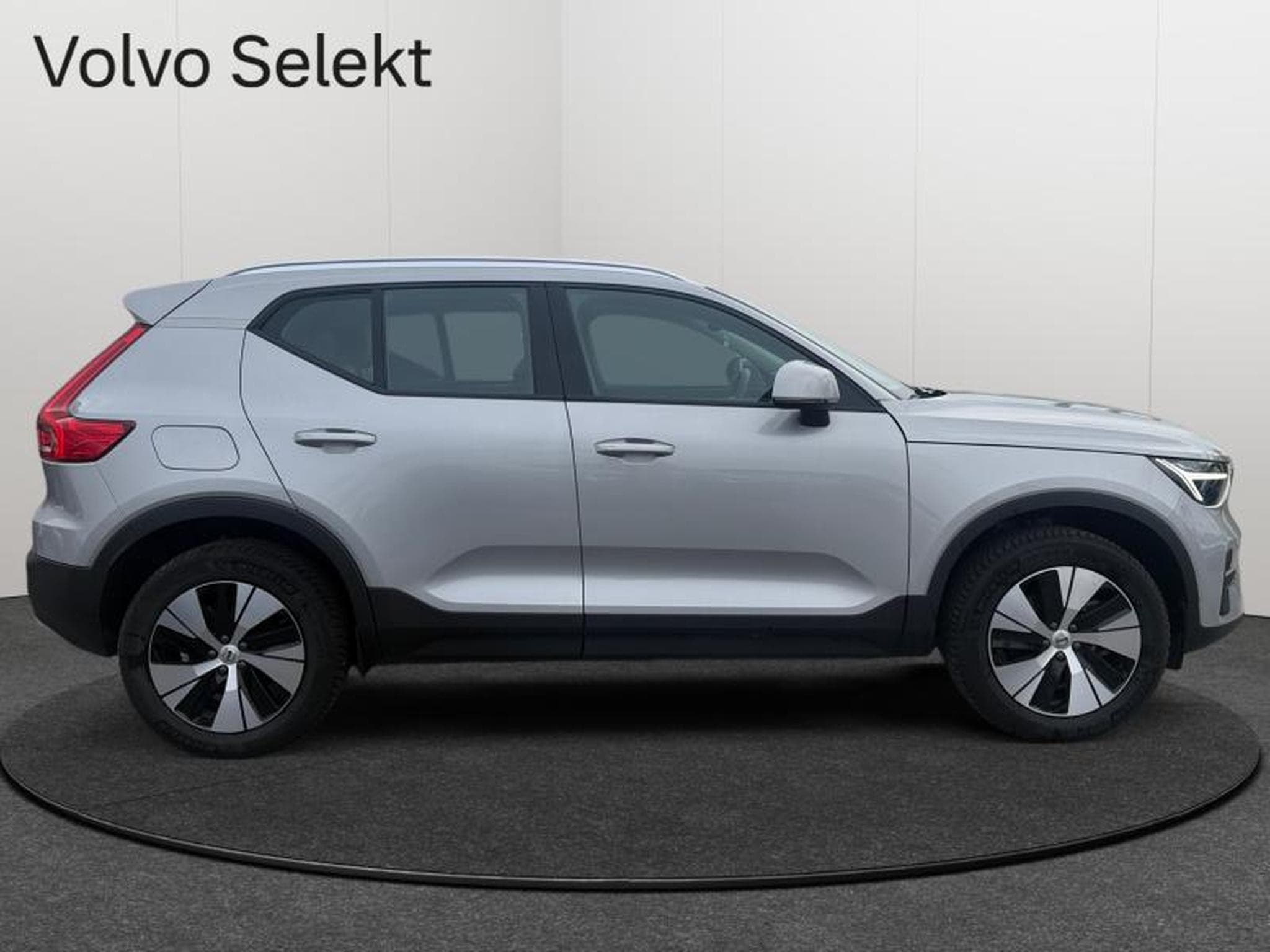 Volvo XC40 B3 Core / Essence (2025) - Foto 7