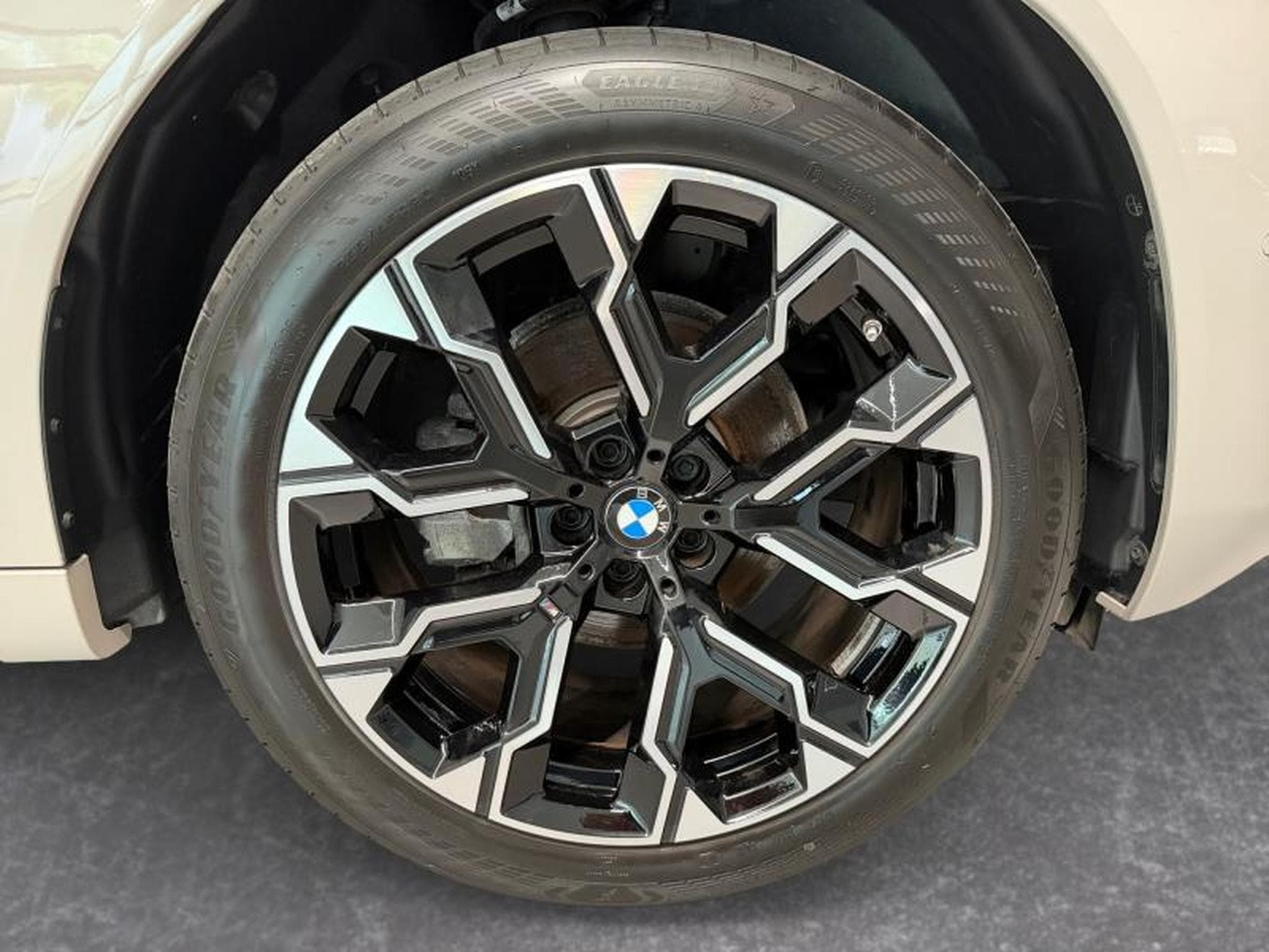 BMW X3 PACK M (2025) - Photo 8