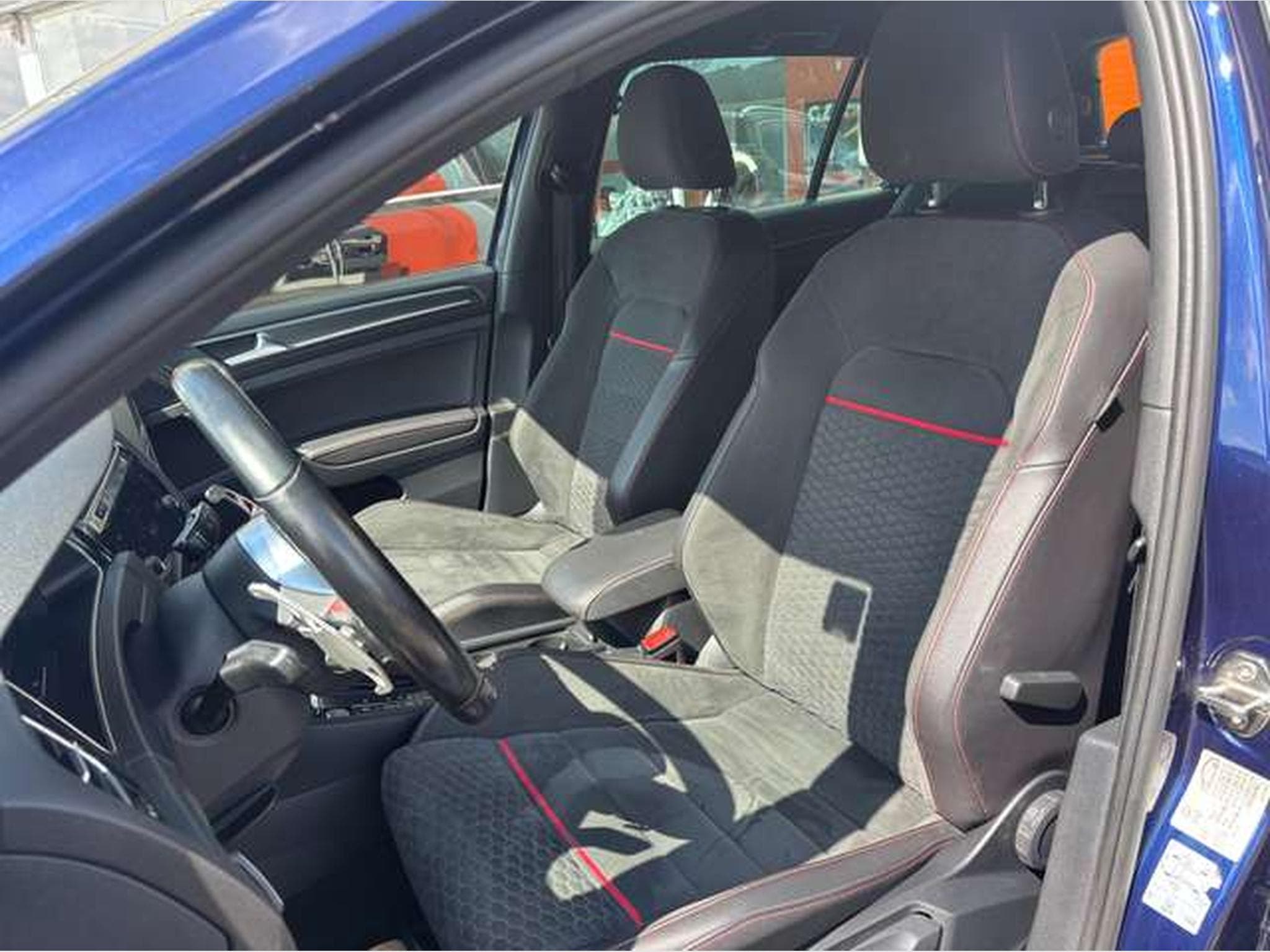 VW Golf 2.0 TSI DSG Performance-JUSQU'A 4 ANS DE GARANTIE (2019) - Photo 10