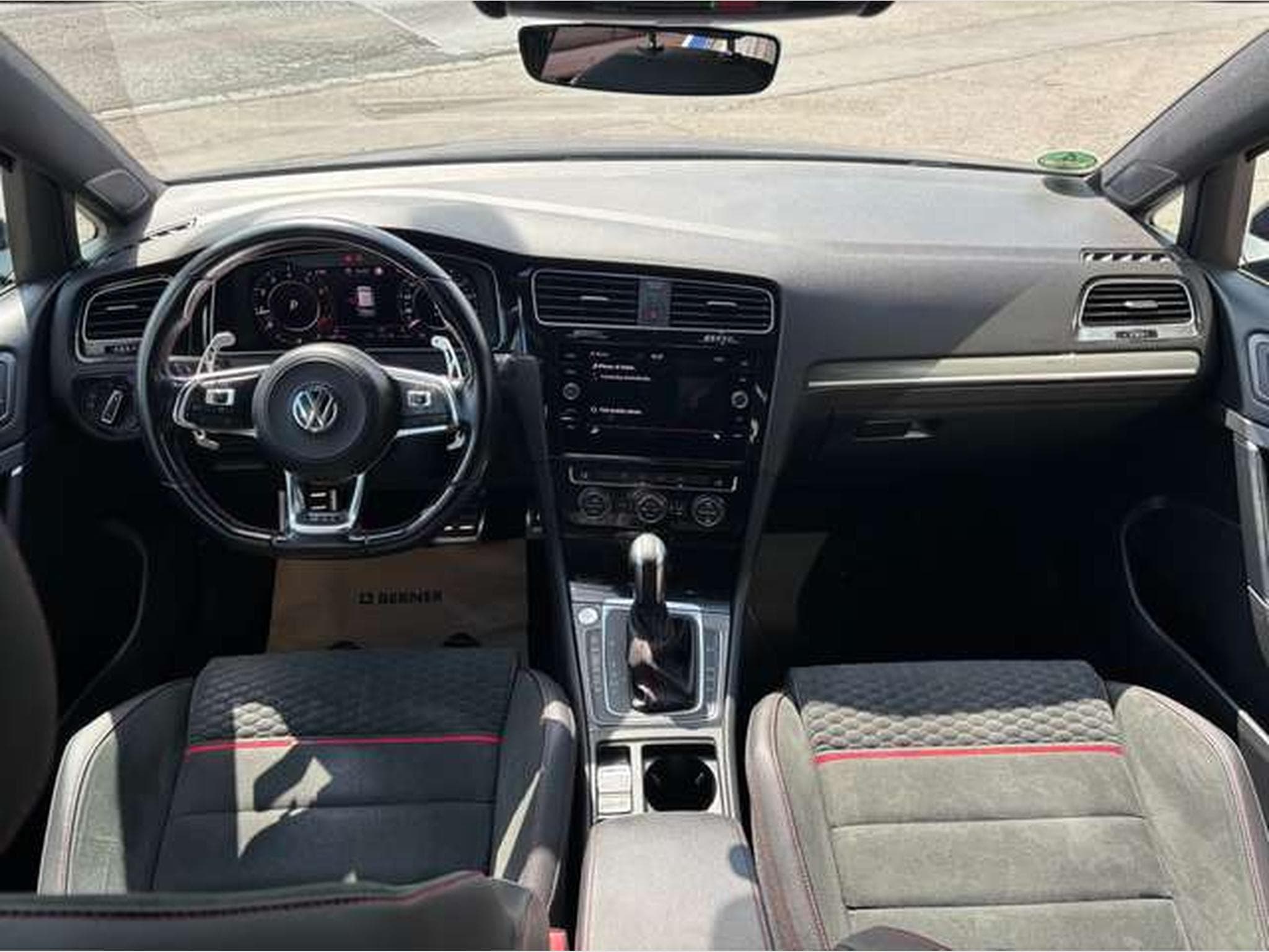 VW Golf 2.0 TSI DSG Performance-JUSQU'A 4 ANS DE GARANTIE (2019) - Photo 11