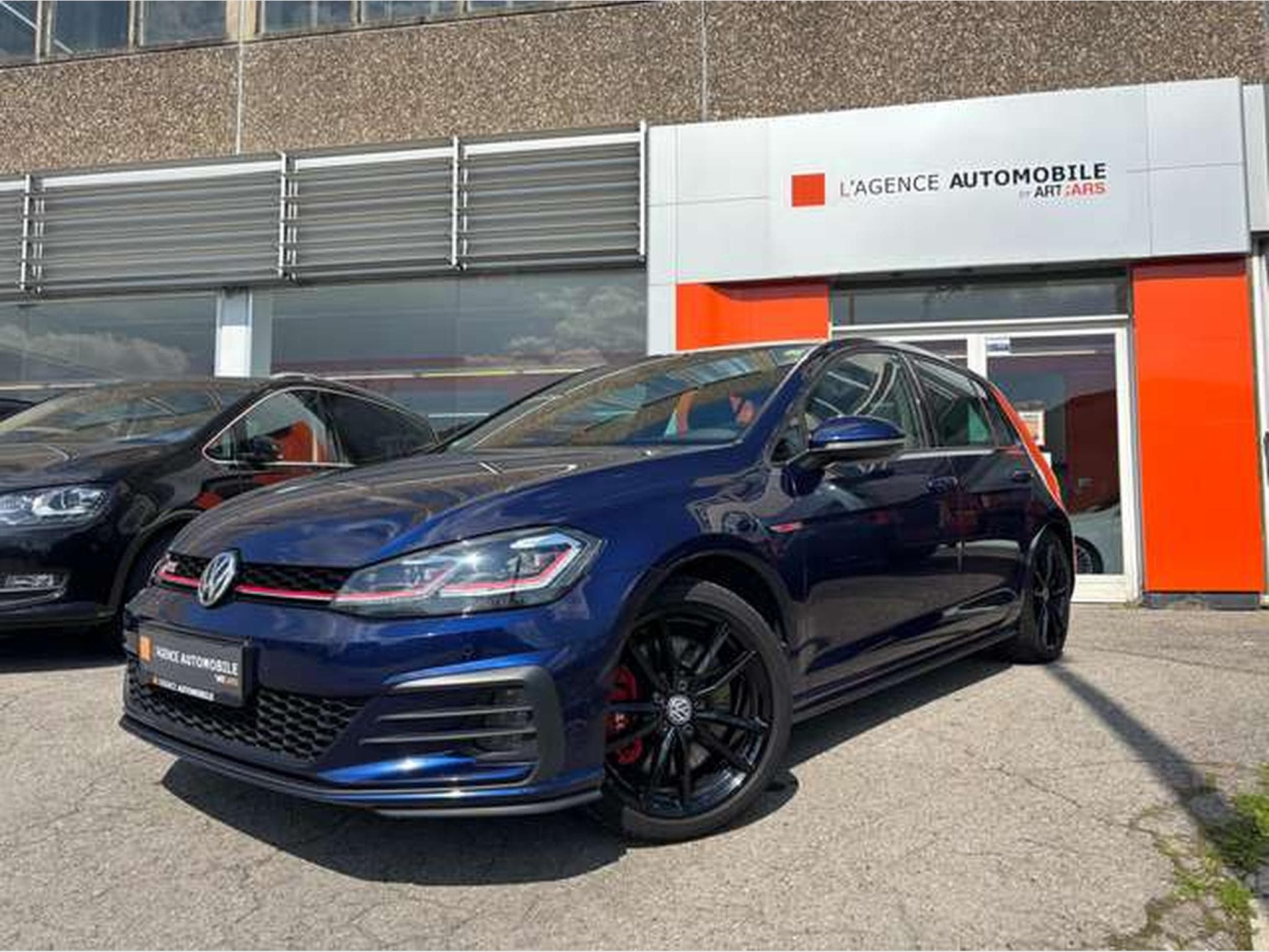 VW Golf 2.0 TSI DSG Performance-JUSQU'A 4 ANS DE GARANTIE (2019) - Photo 3