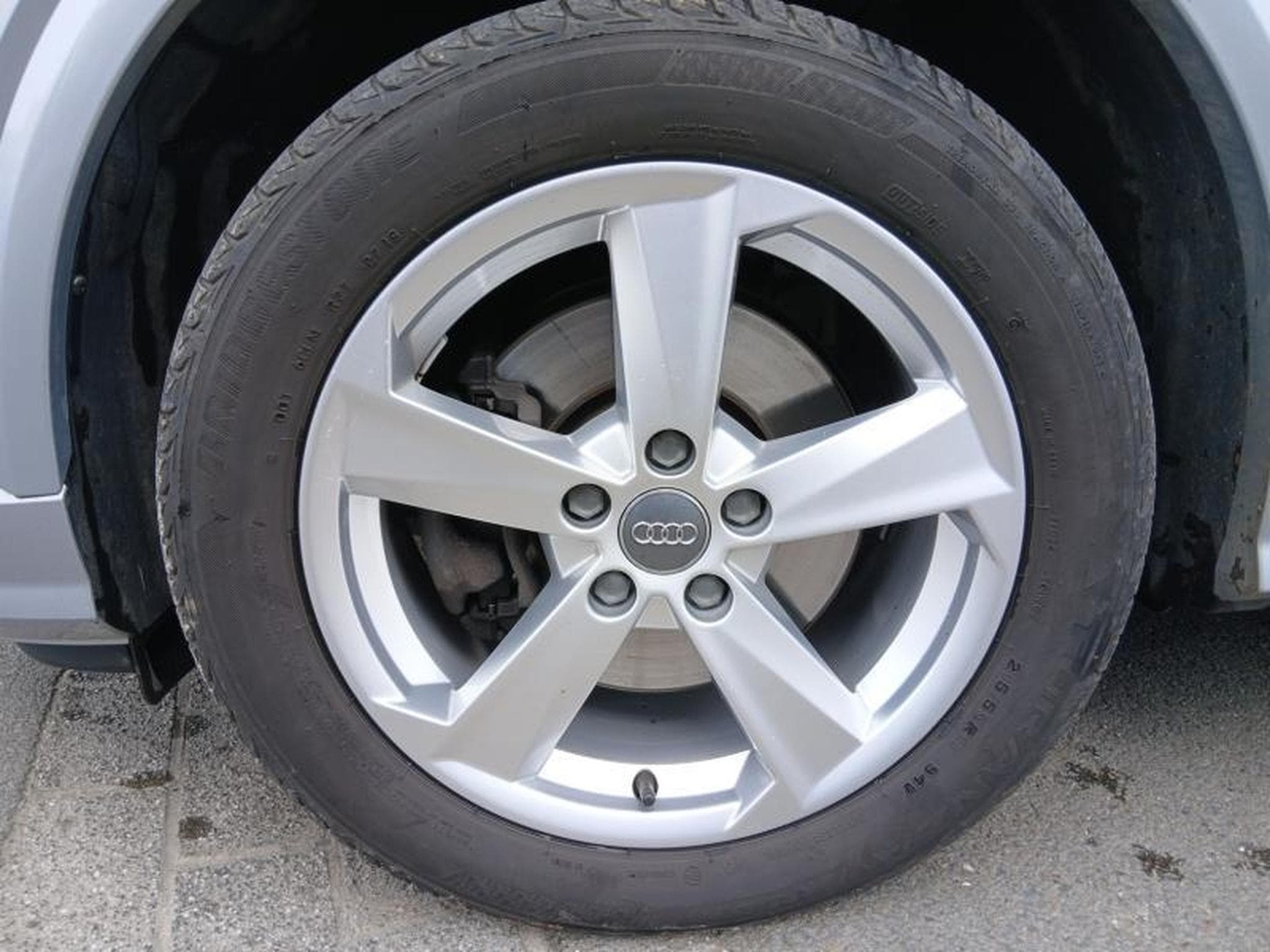 Audi Q2 sport 35 TDI quattro s-tronic (2019) - Photo 7