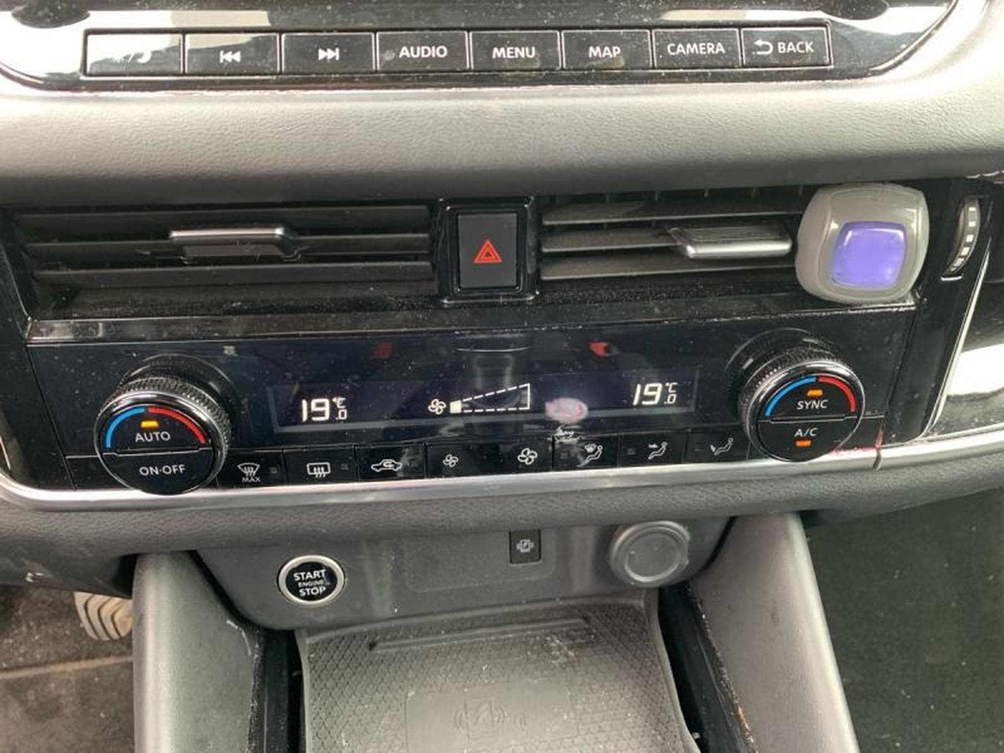 Nissan Qashqai A10 (2021) - Photo 21