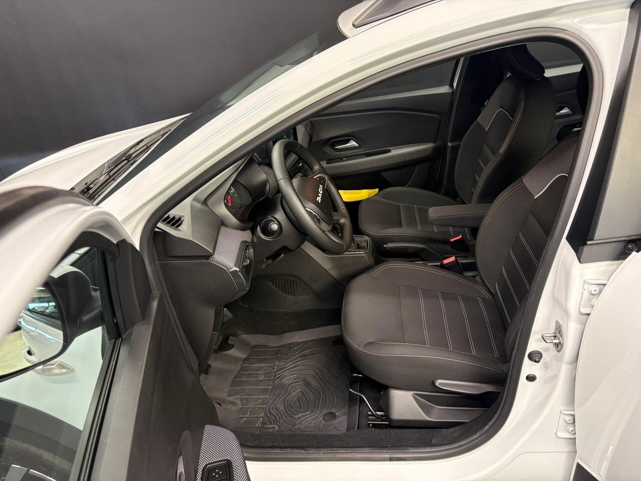 Dacia Sandero Stepway (2025) - Foto 13