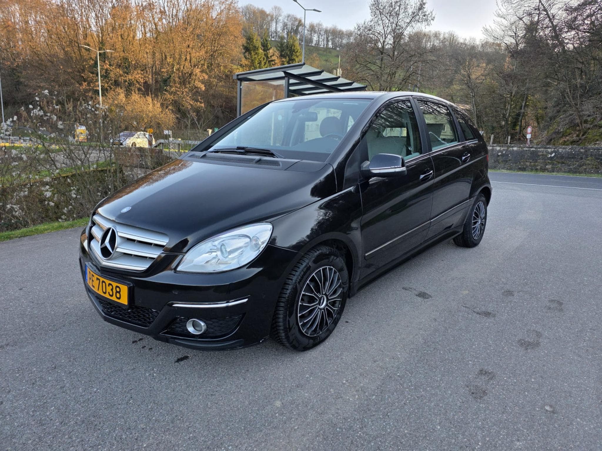 Mercedes B 180 B (2011) - Photo 2